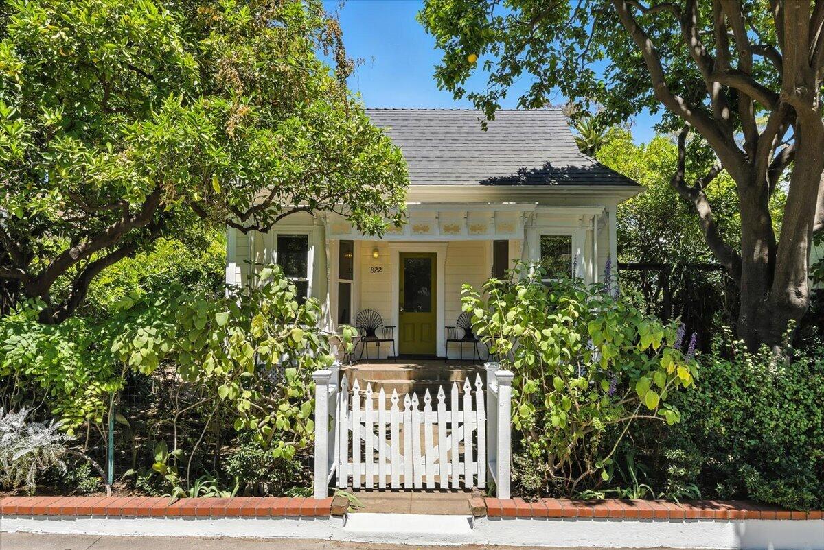 822 Orange Avenue