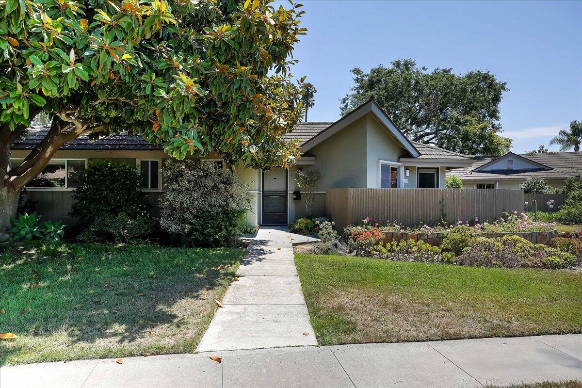 310 Moreton Bay Lane #3
