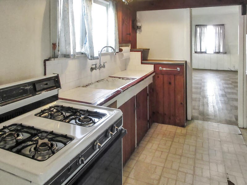 116 W Micheltorena Street