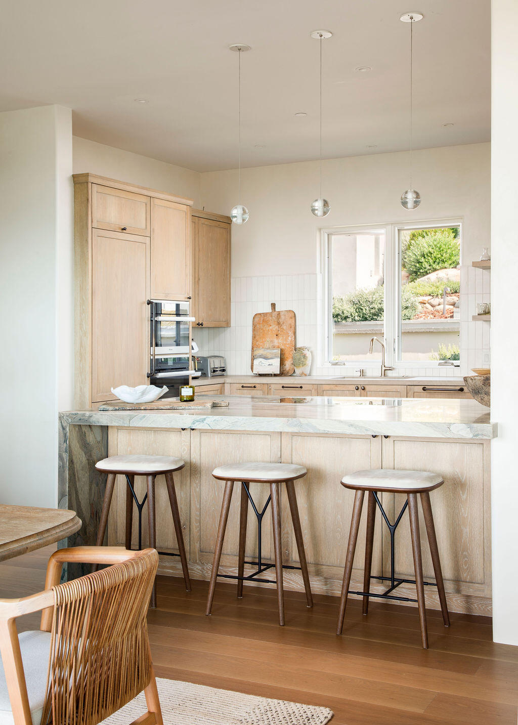 125 W Mountain Drive