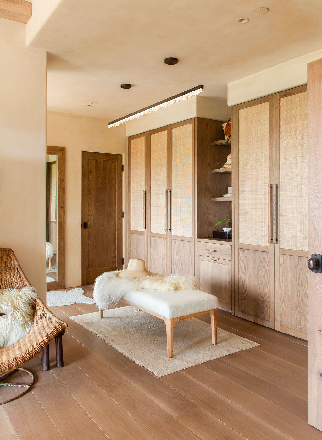 125 W Mountain Drive