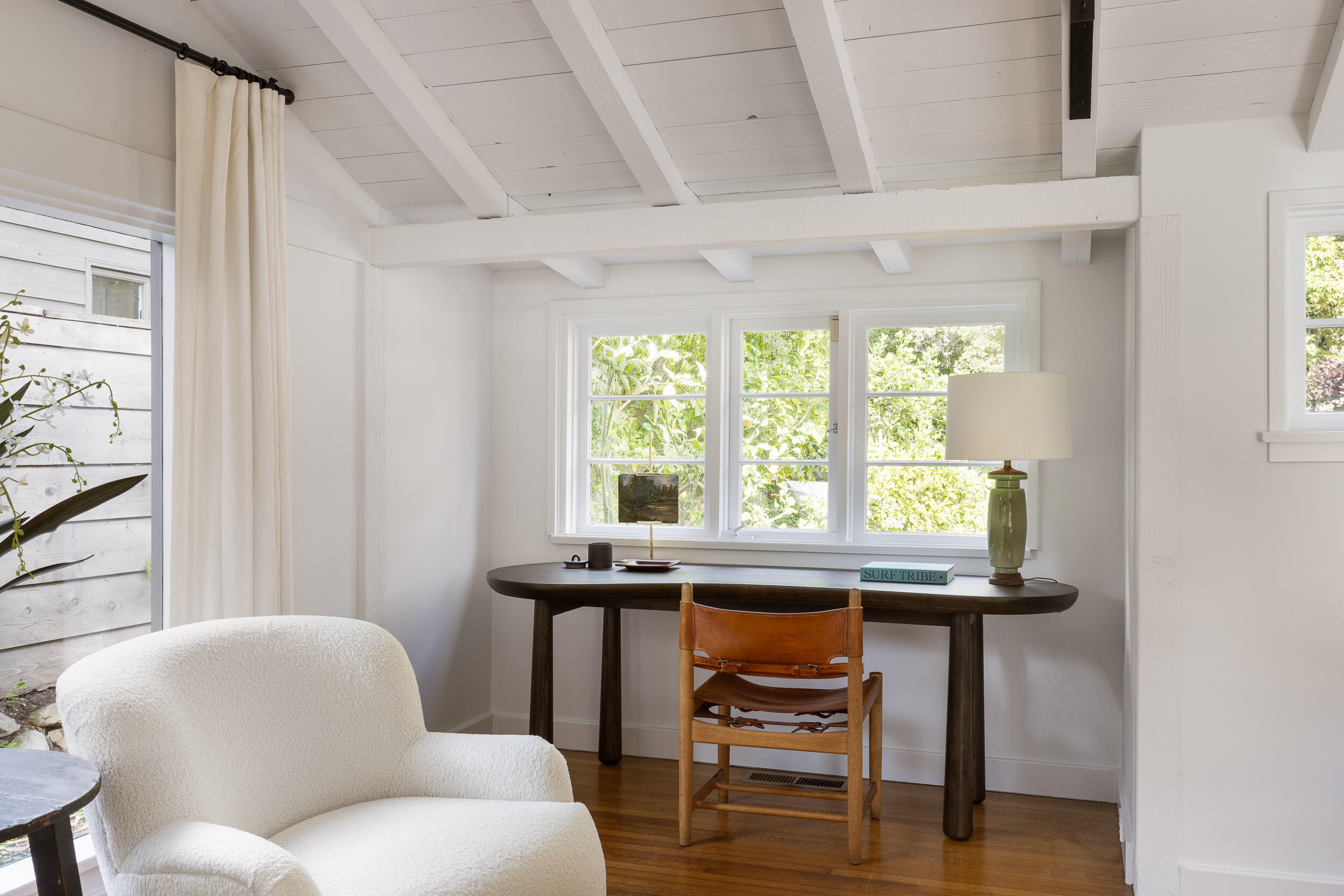 1515 E Valley Road, C