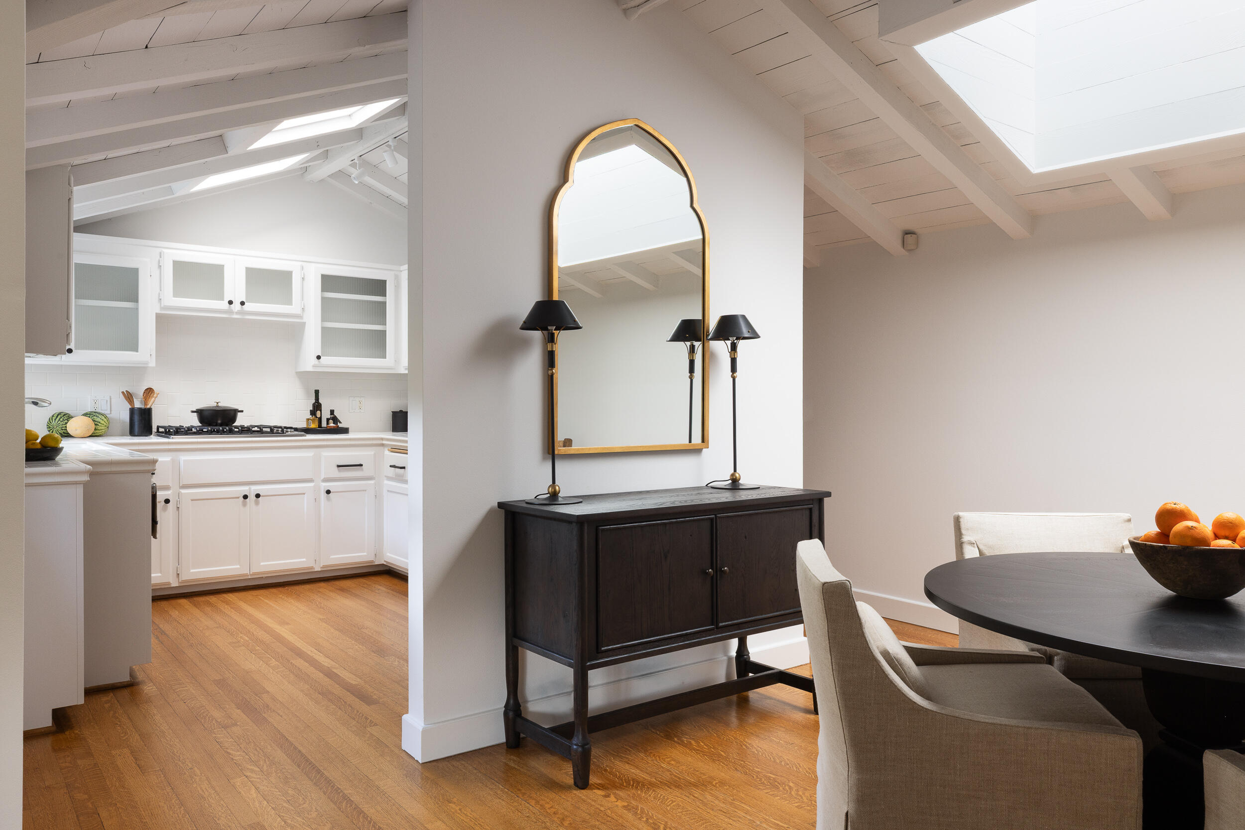 1515 E Valley Road, C