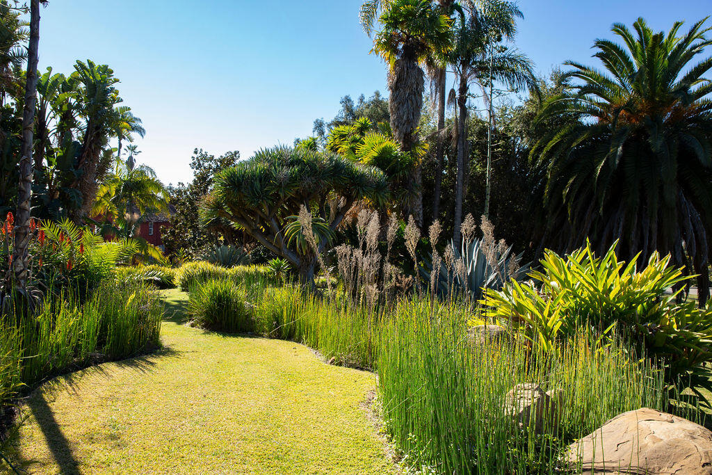 1835 Santa Monica Road