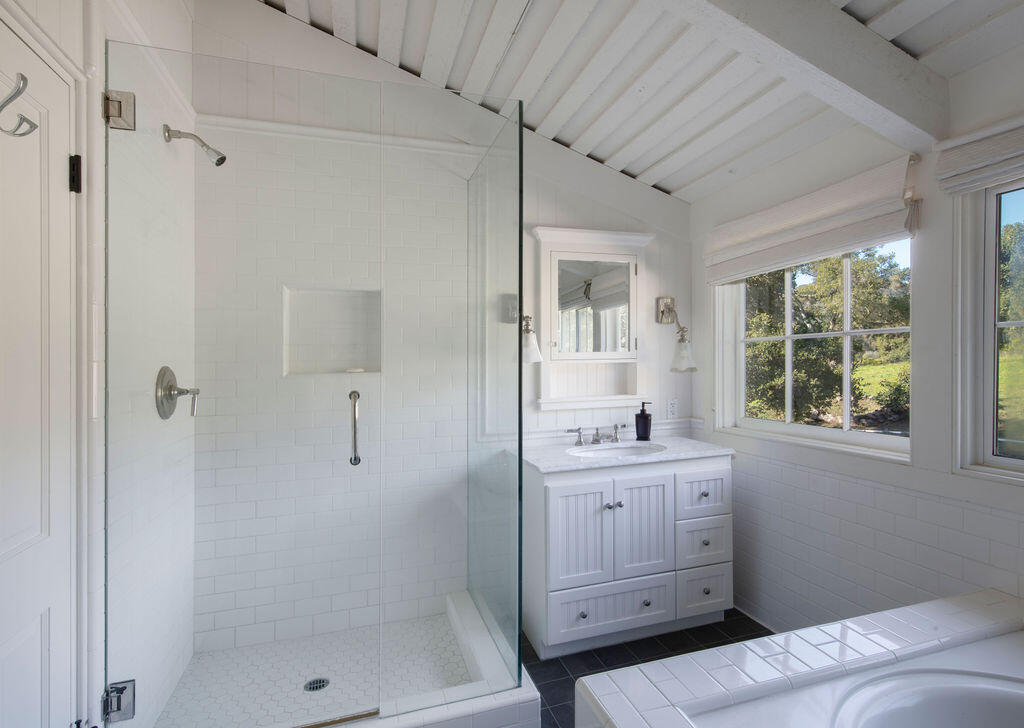 1835 Santa Monica Road