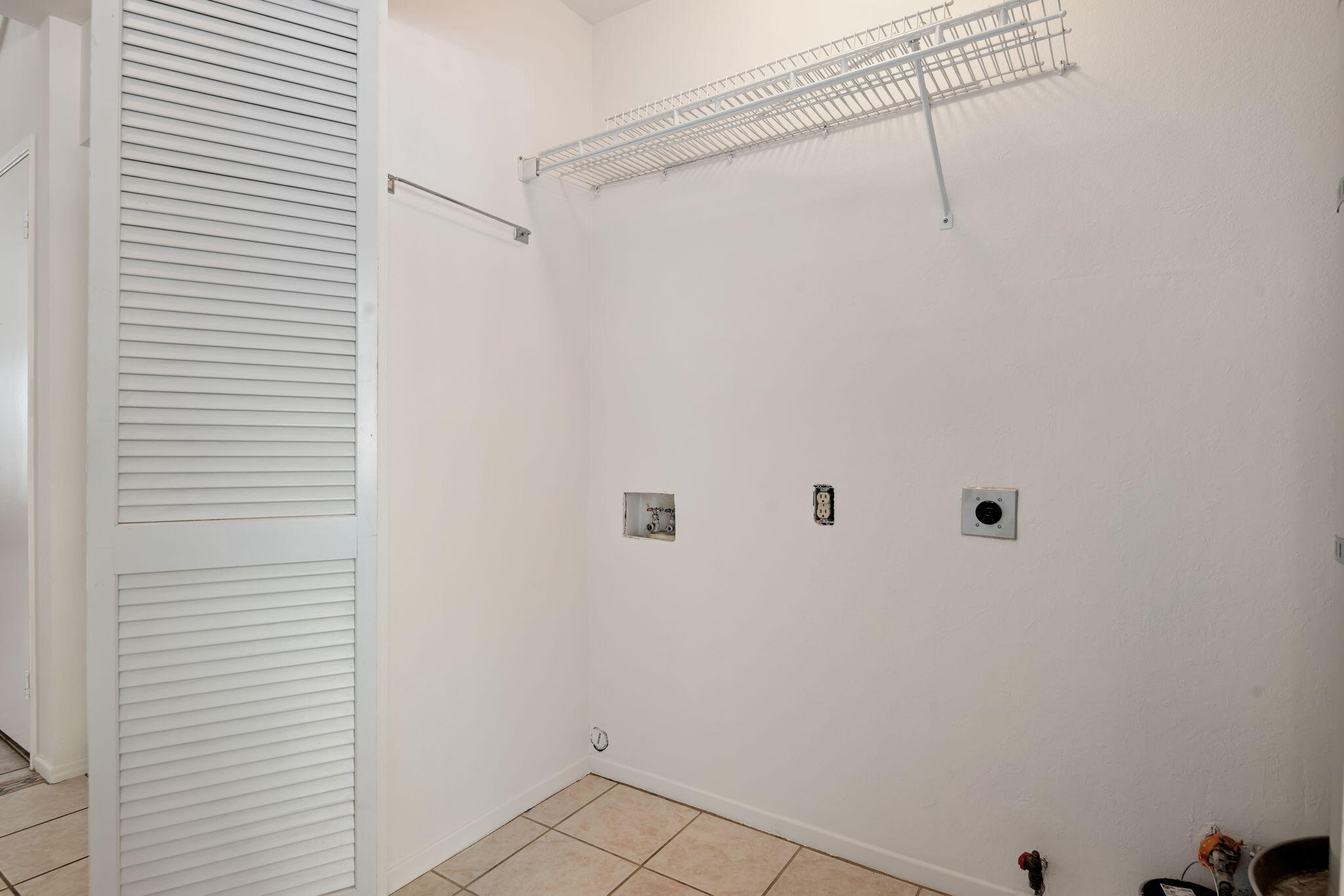 3709 Greggory Way, Unit 2