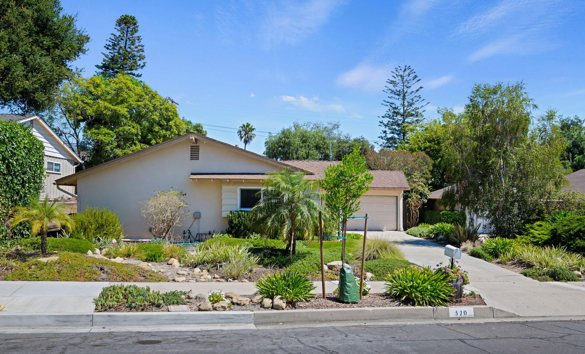 520 Grove Lane