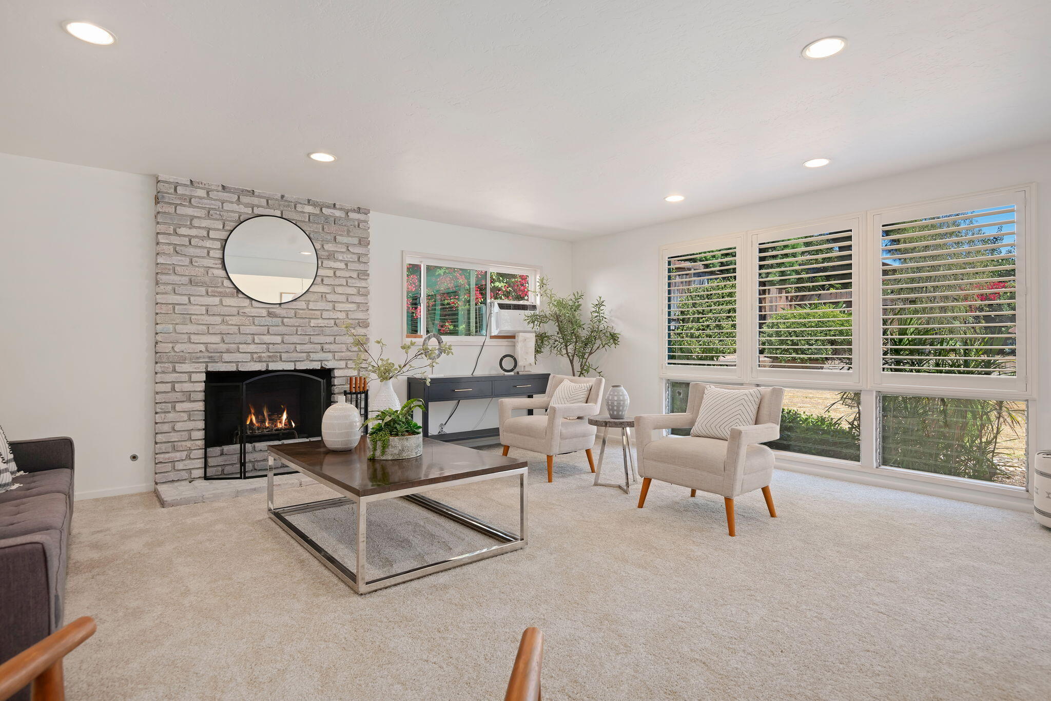 520 Grove Lane