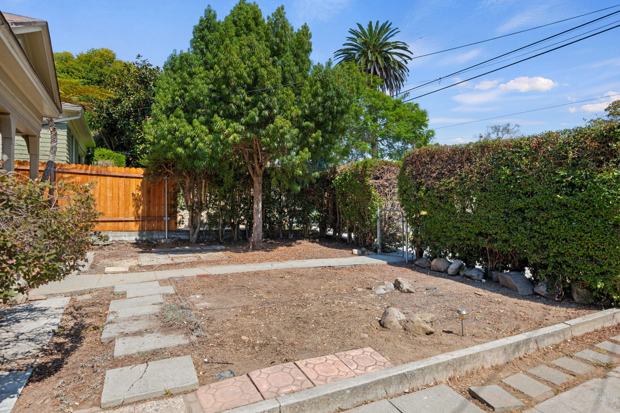 405 E Figueroa Street