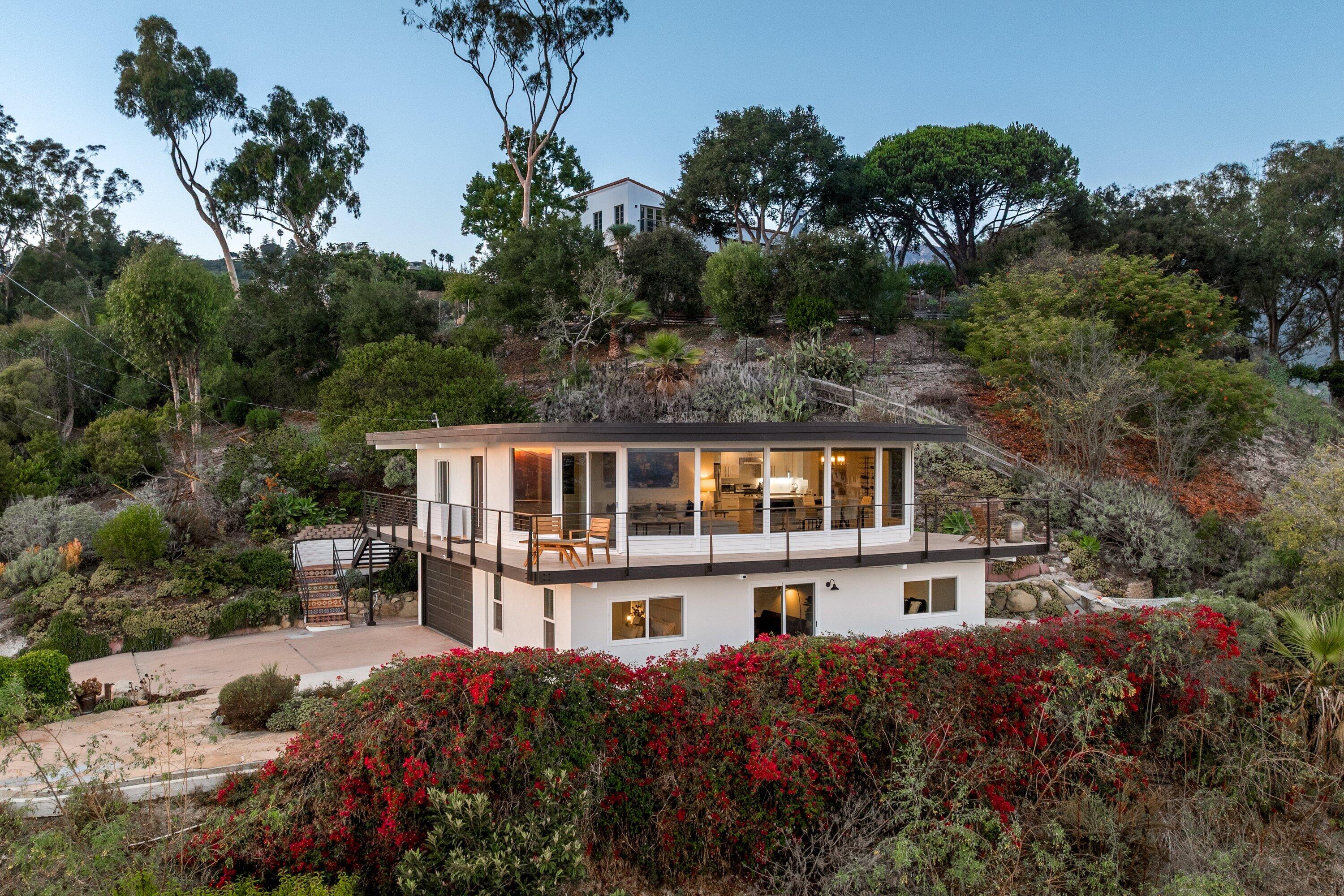 128 Las Alturas Road