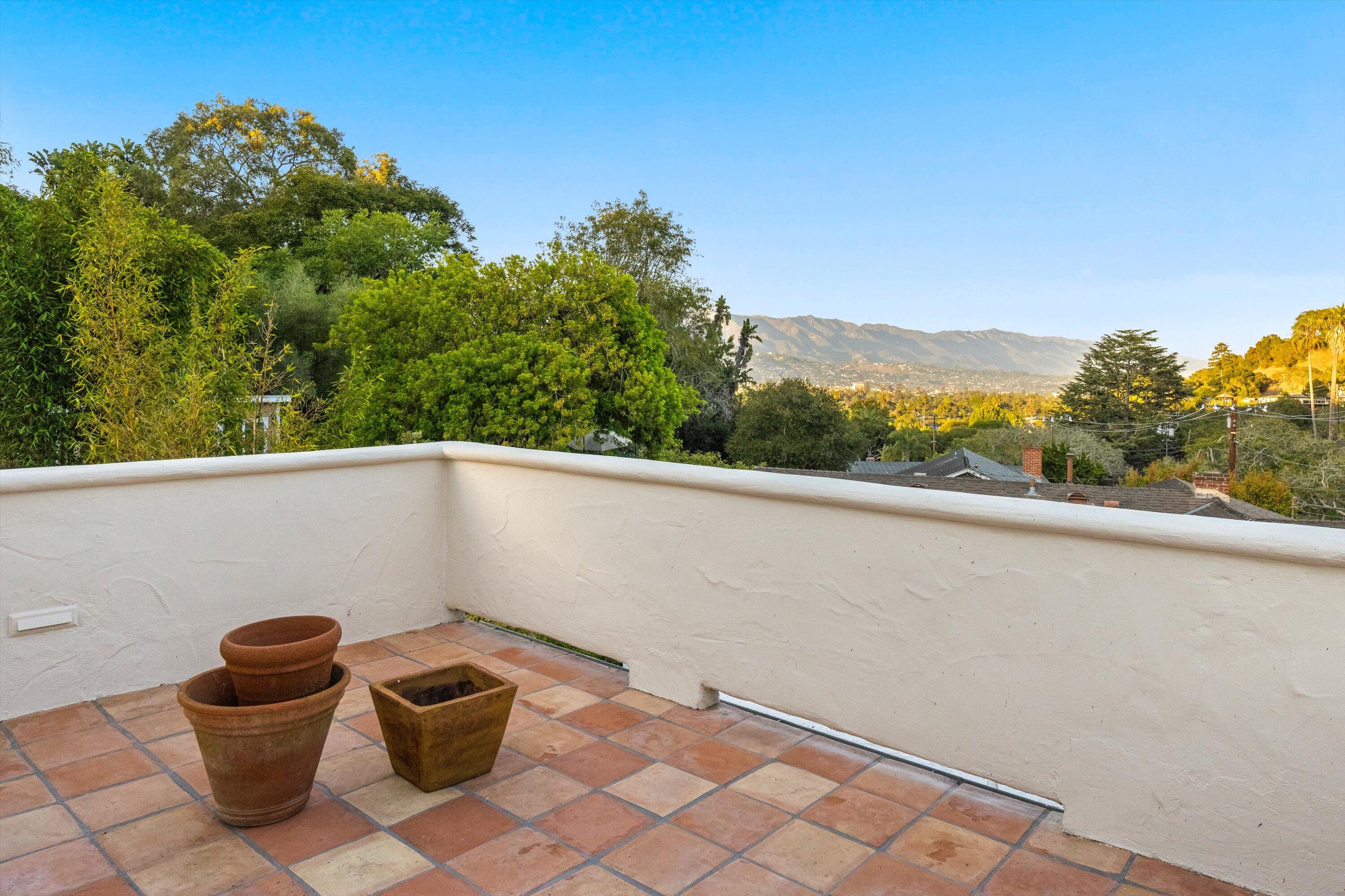 1308 W Valerio Street