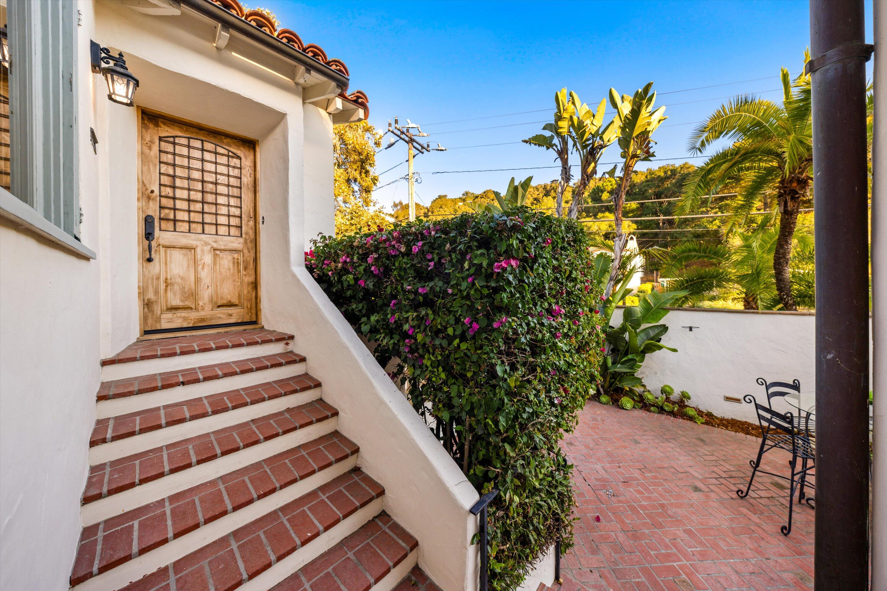 1308 W Valerio Street