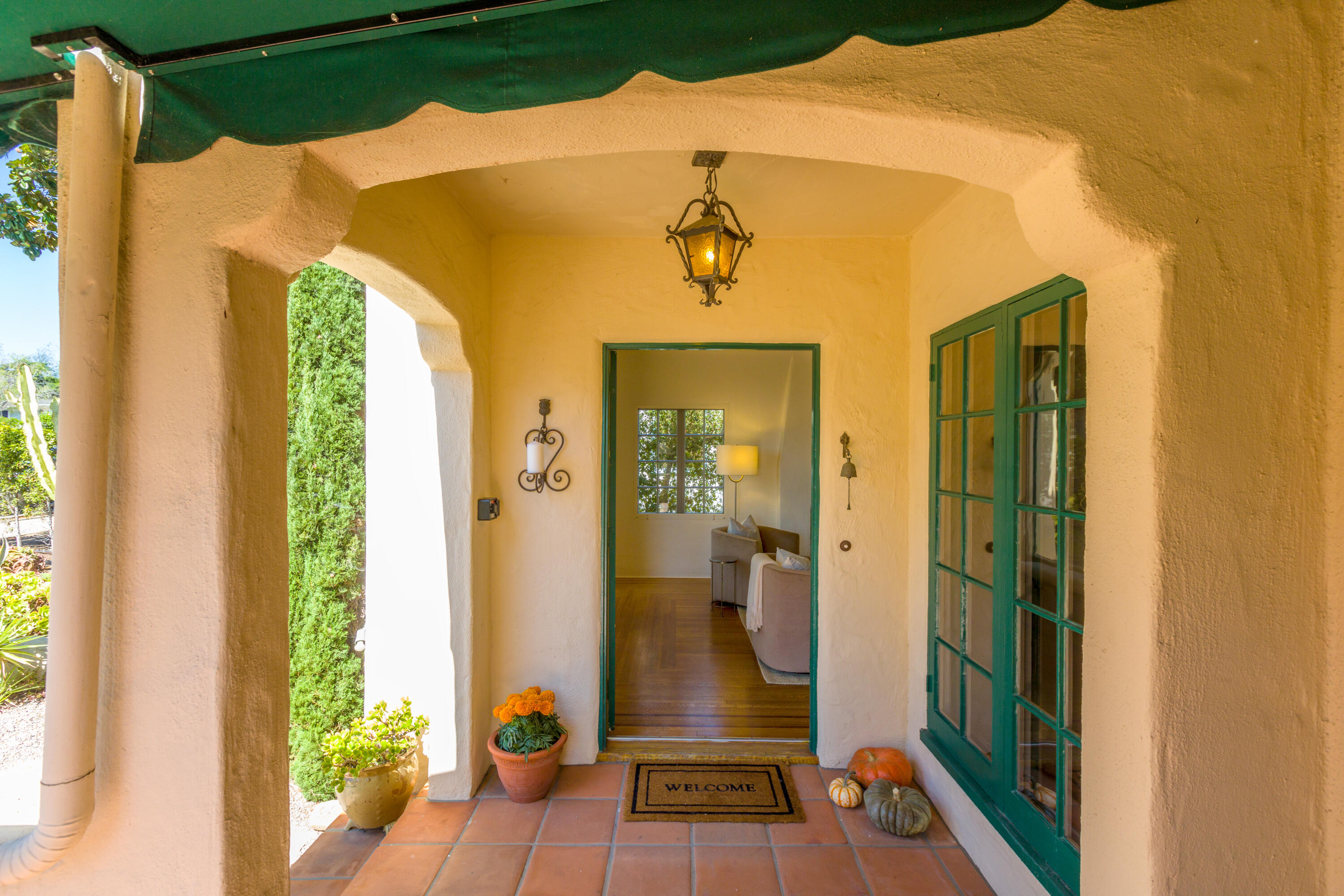 2720 Clinton Terrace