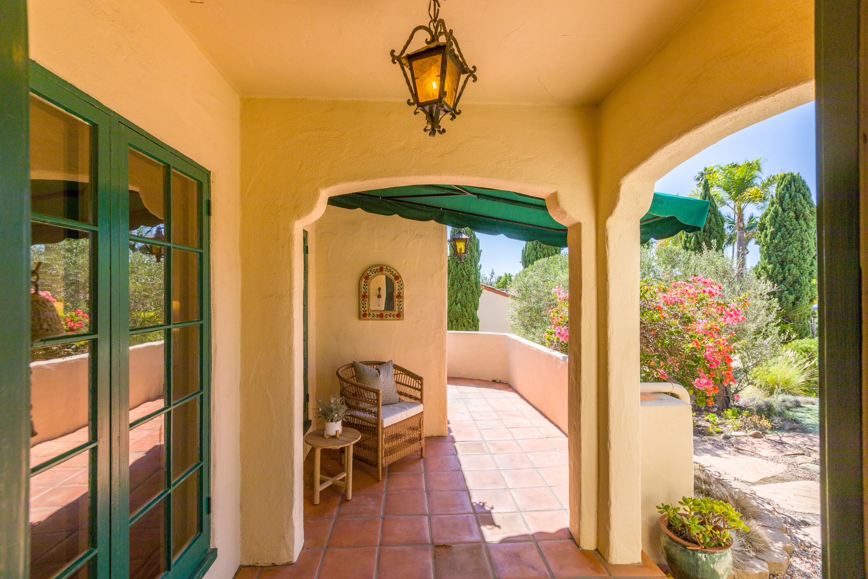 2720 Clinton Terrace