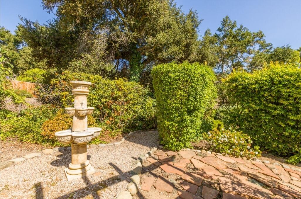 2720 Clinton Terrace