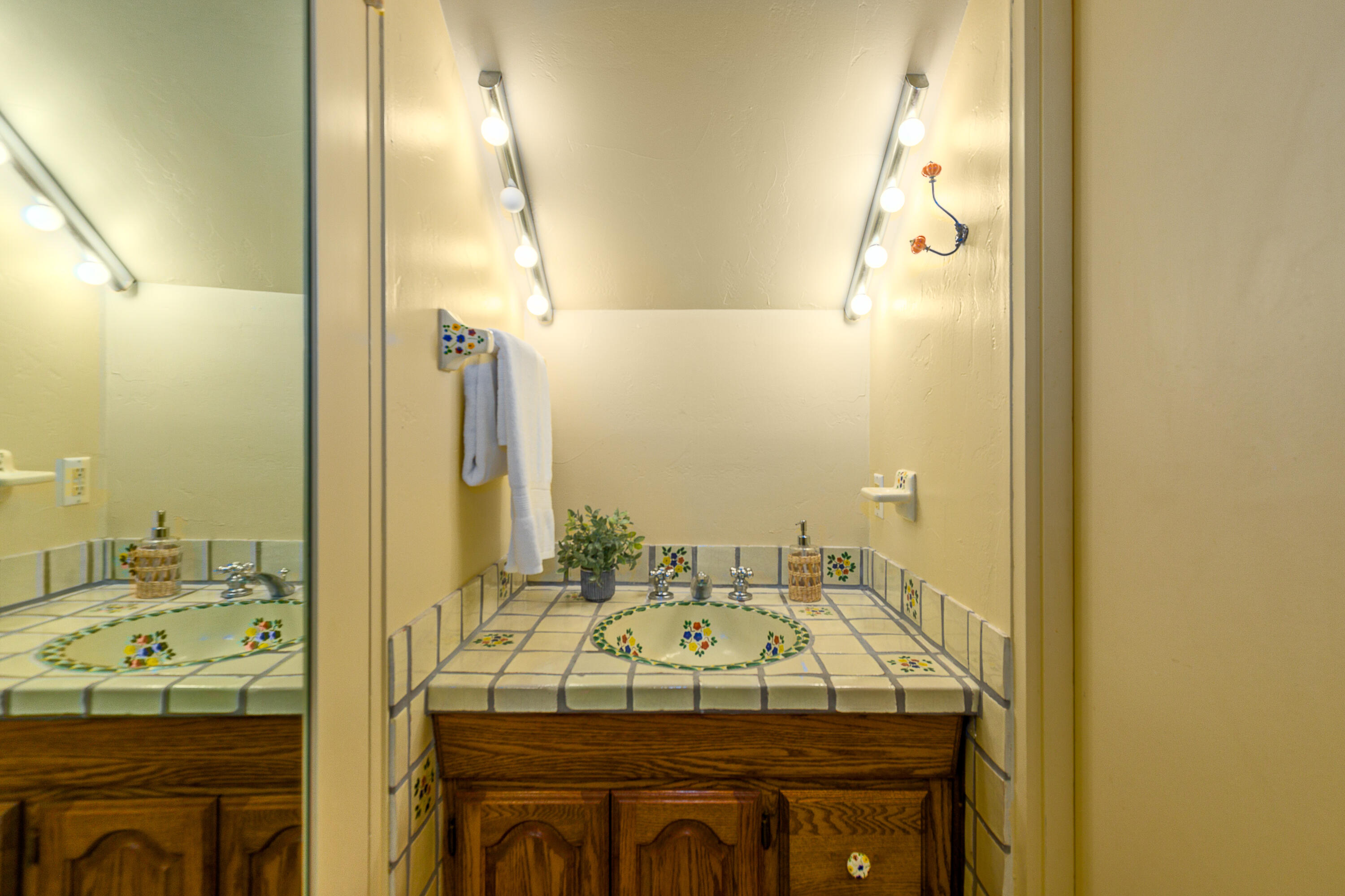 2720 Clinton Terrace