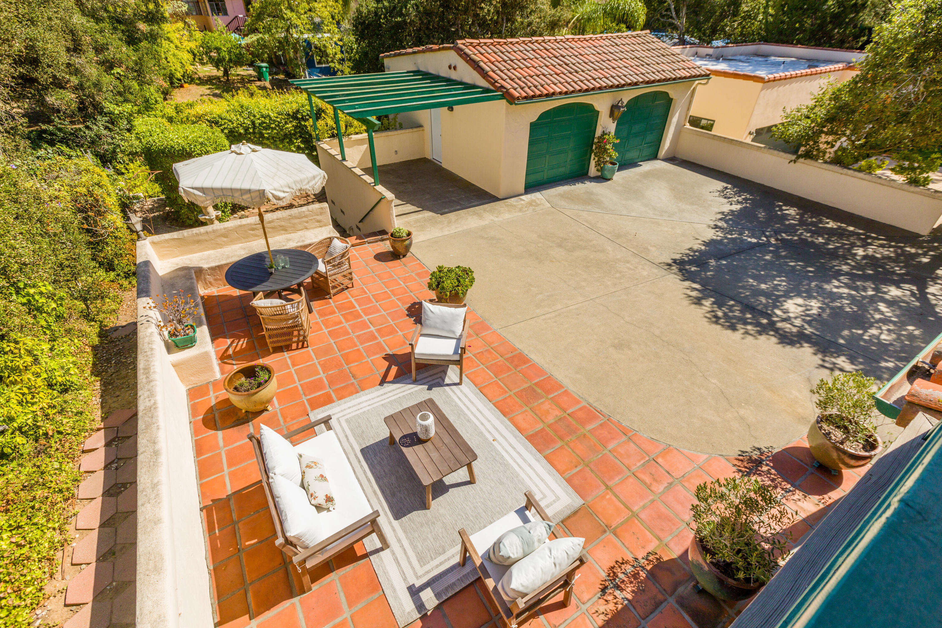 2720 Clinton Terrace