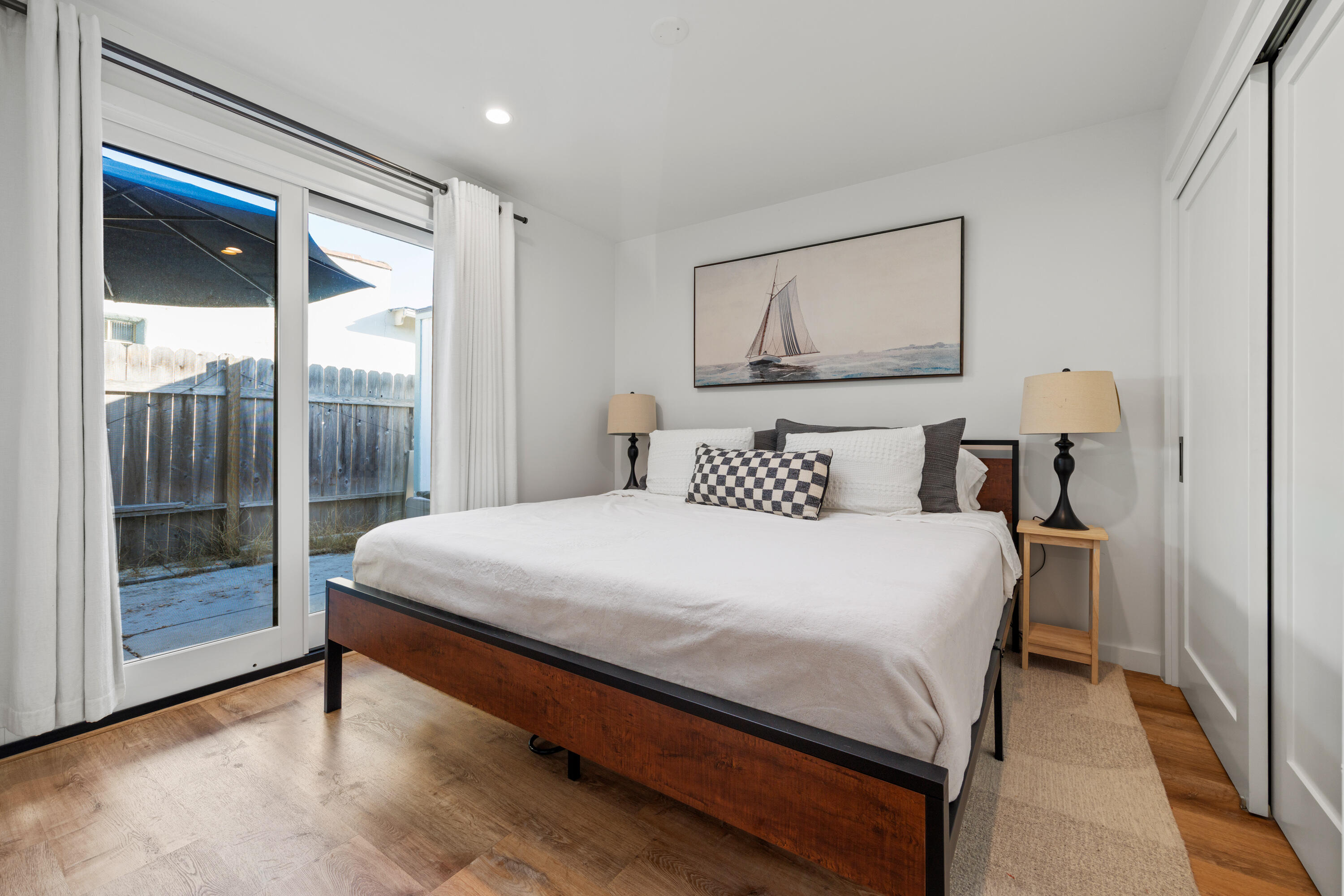 807 W Mission Street