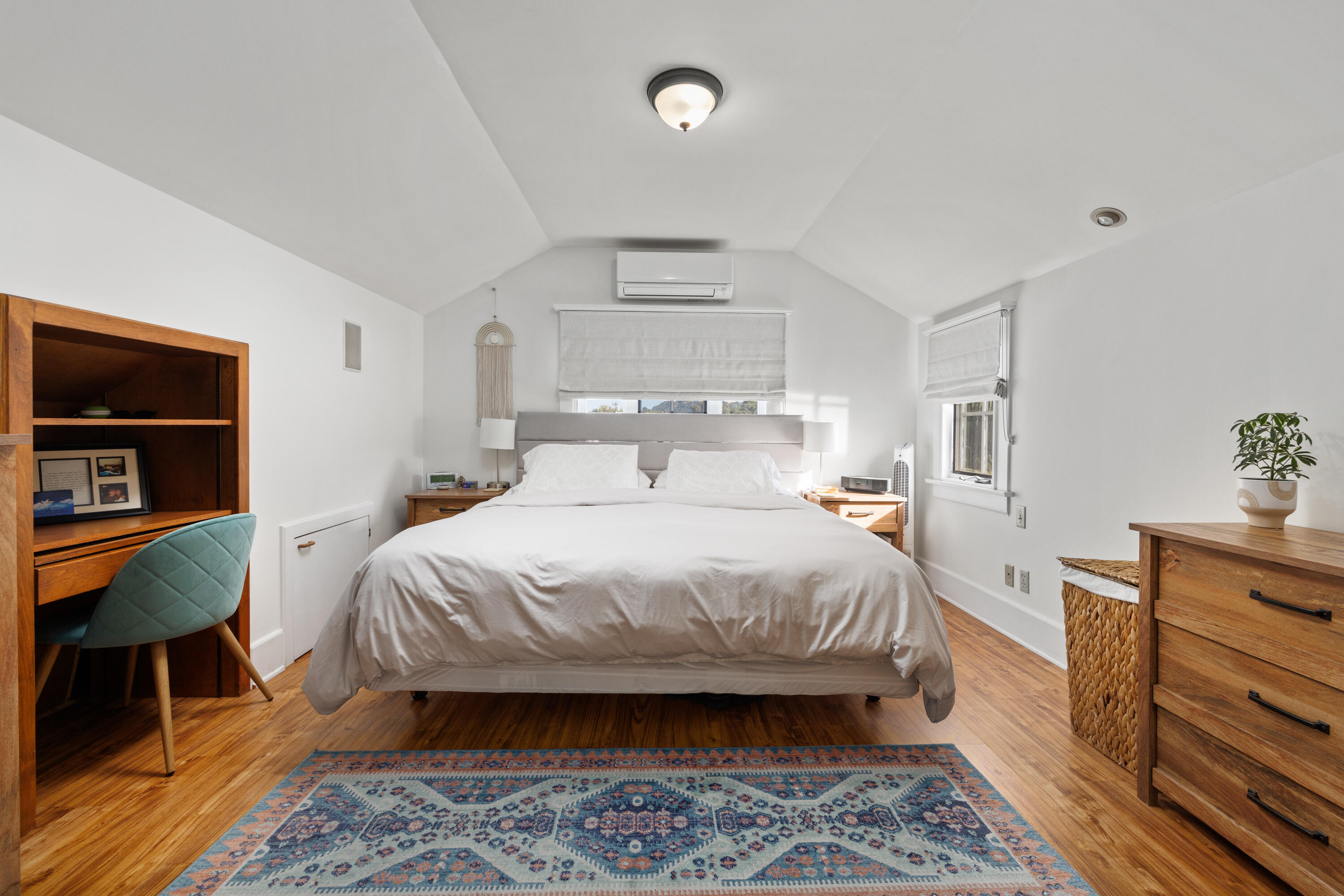 807 W Mission Street