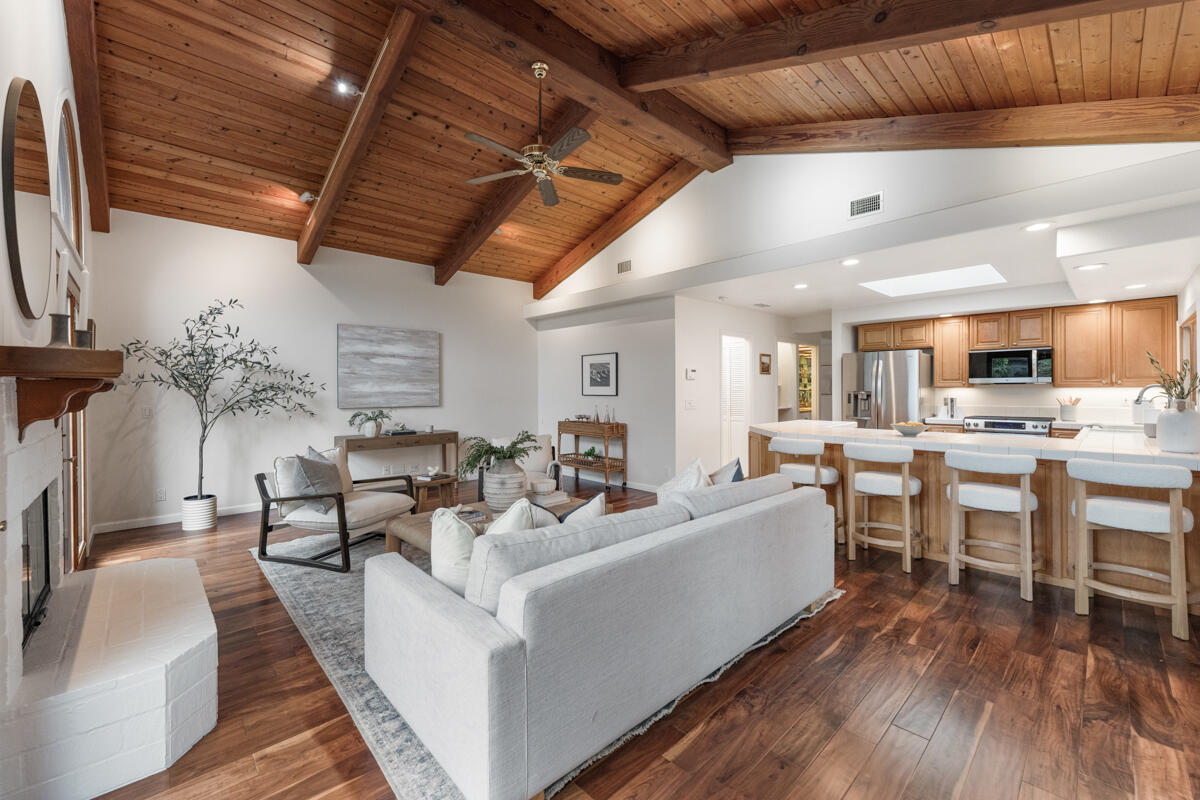 1436 Carnation Place