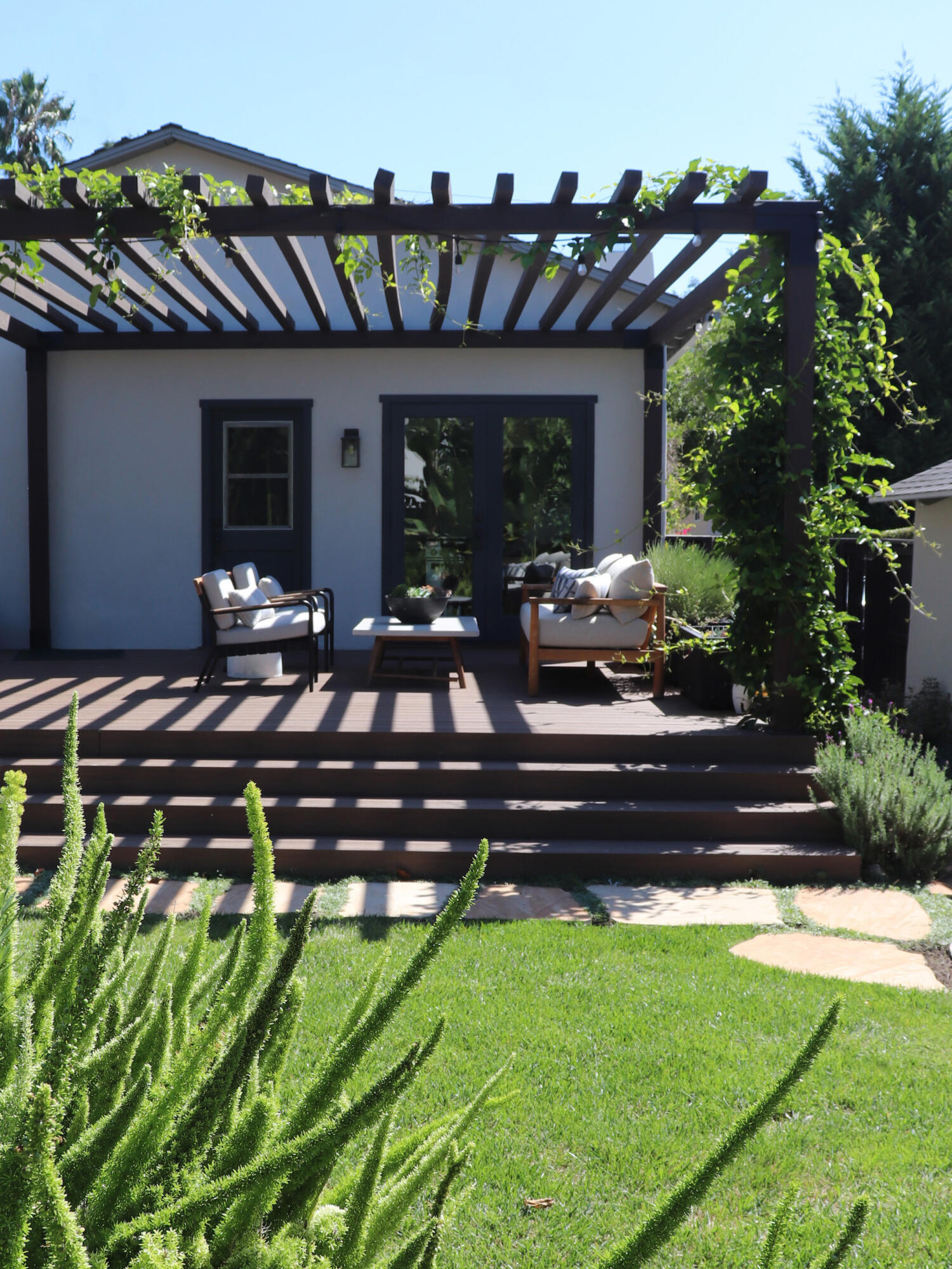 1111 E Ortega Street, SANTA BARBARA