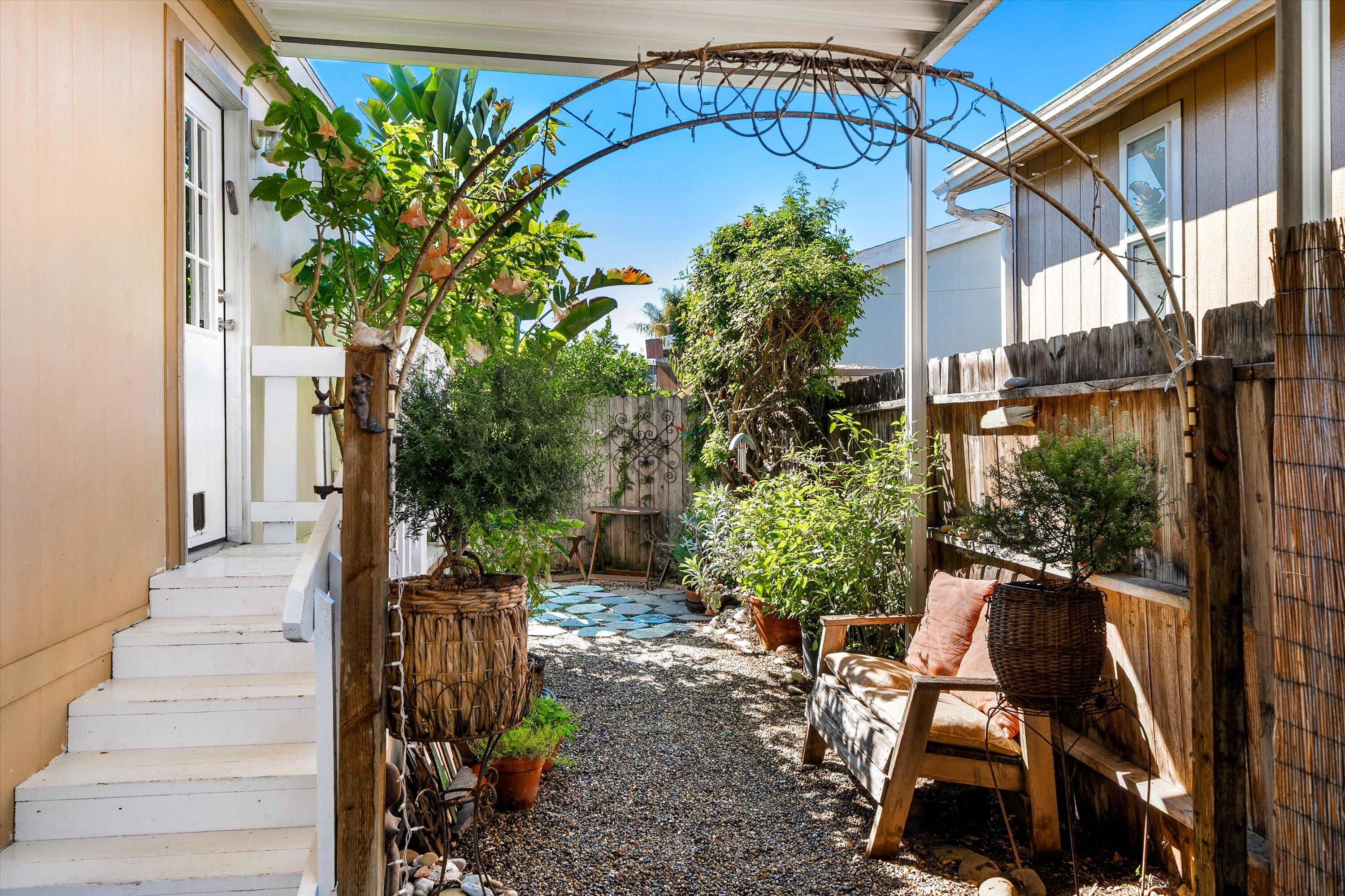 5700 Via Real, 138, SANTA BARBARA Unit: 138