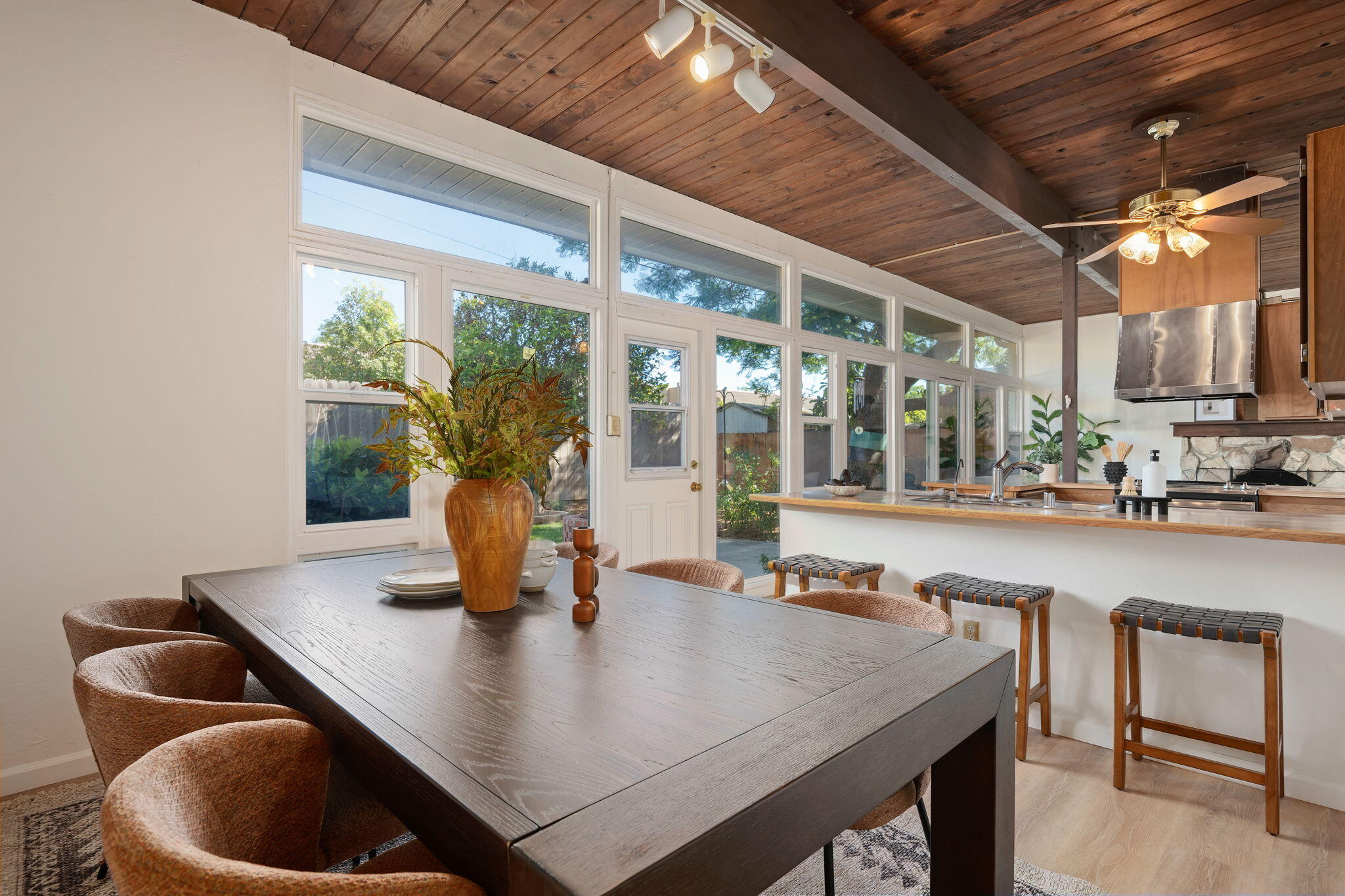 122 Kinman Avenue, GOLETA