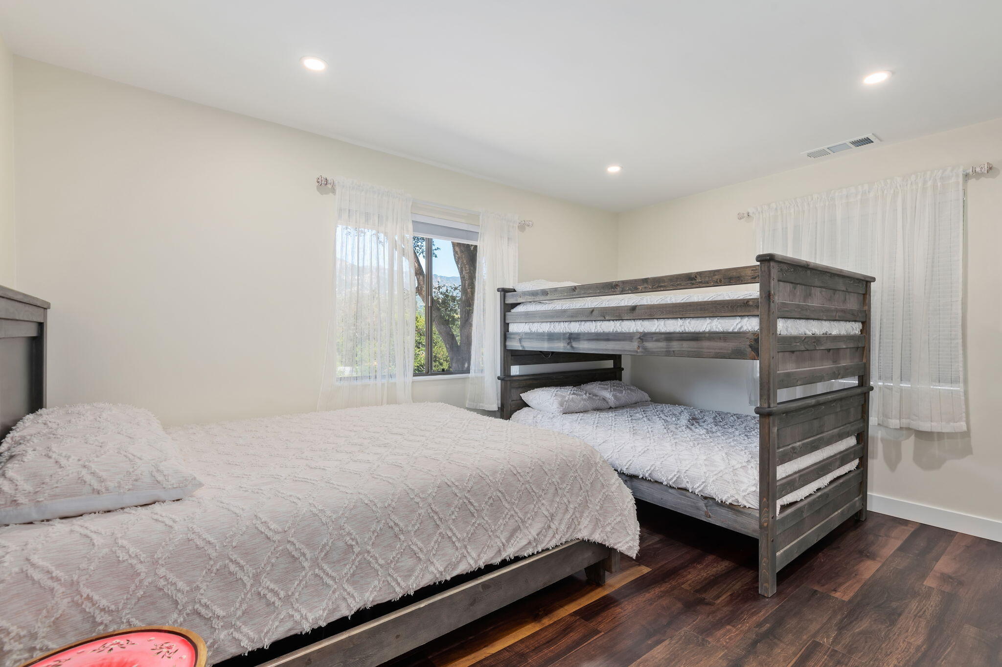 345 Sierra Vista Road, MONTECITO