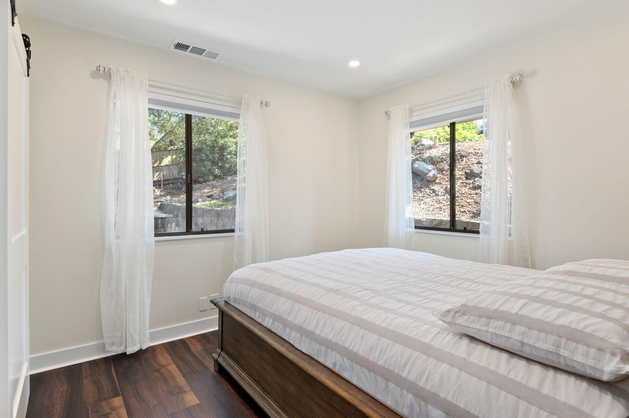 345 Sierra Vista Road, MONTECITO