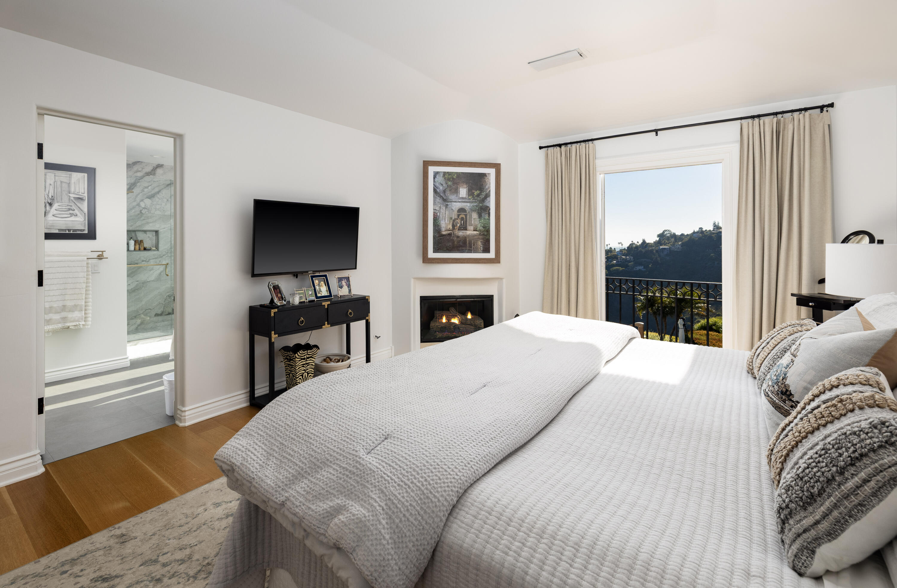 127 Via Alicia, SANTA BARBARA