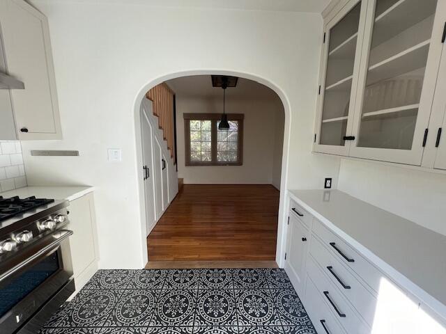 825 W Pedregosa Street