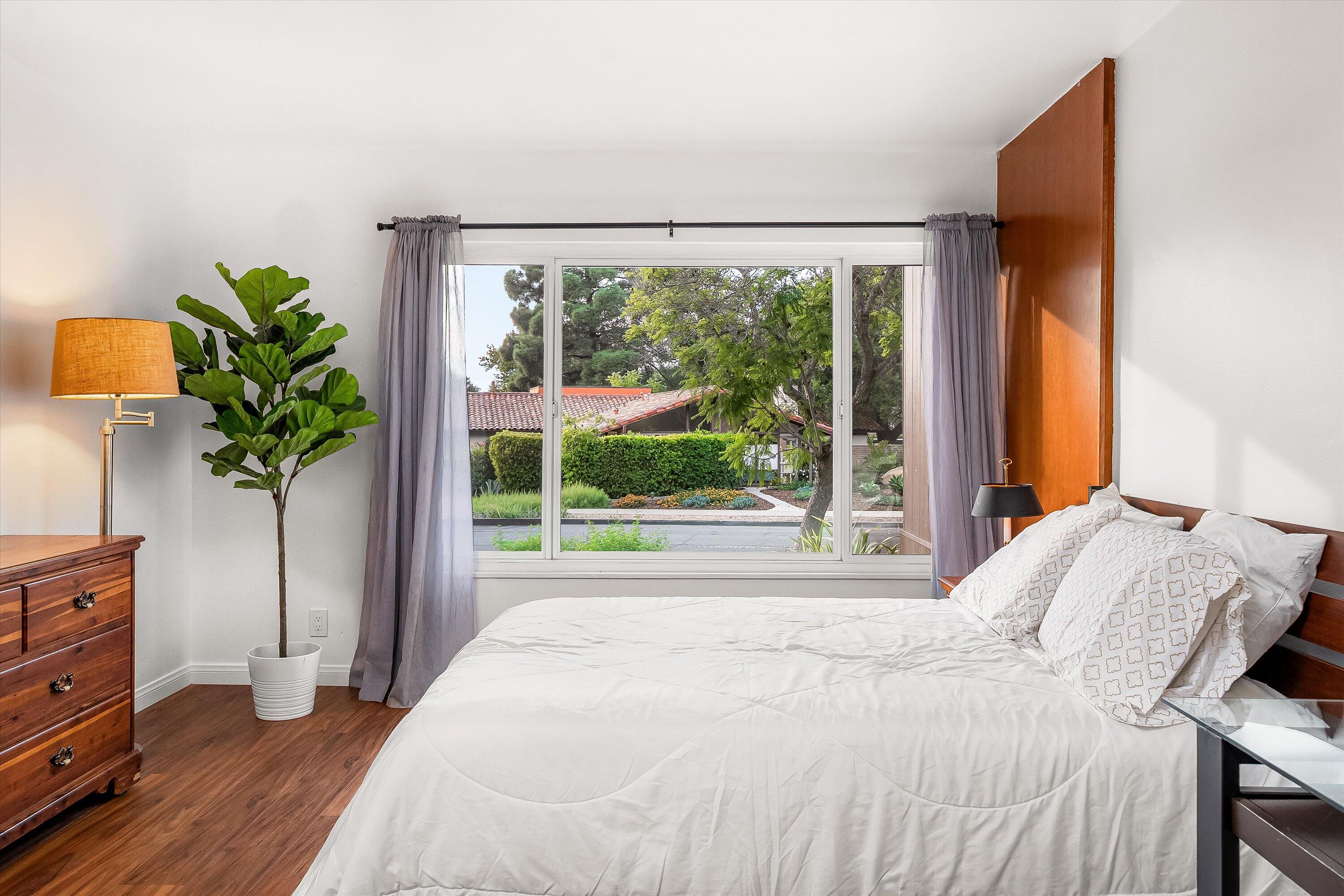 2727 Miradero Drive, 103