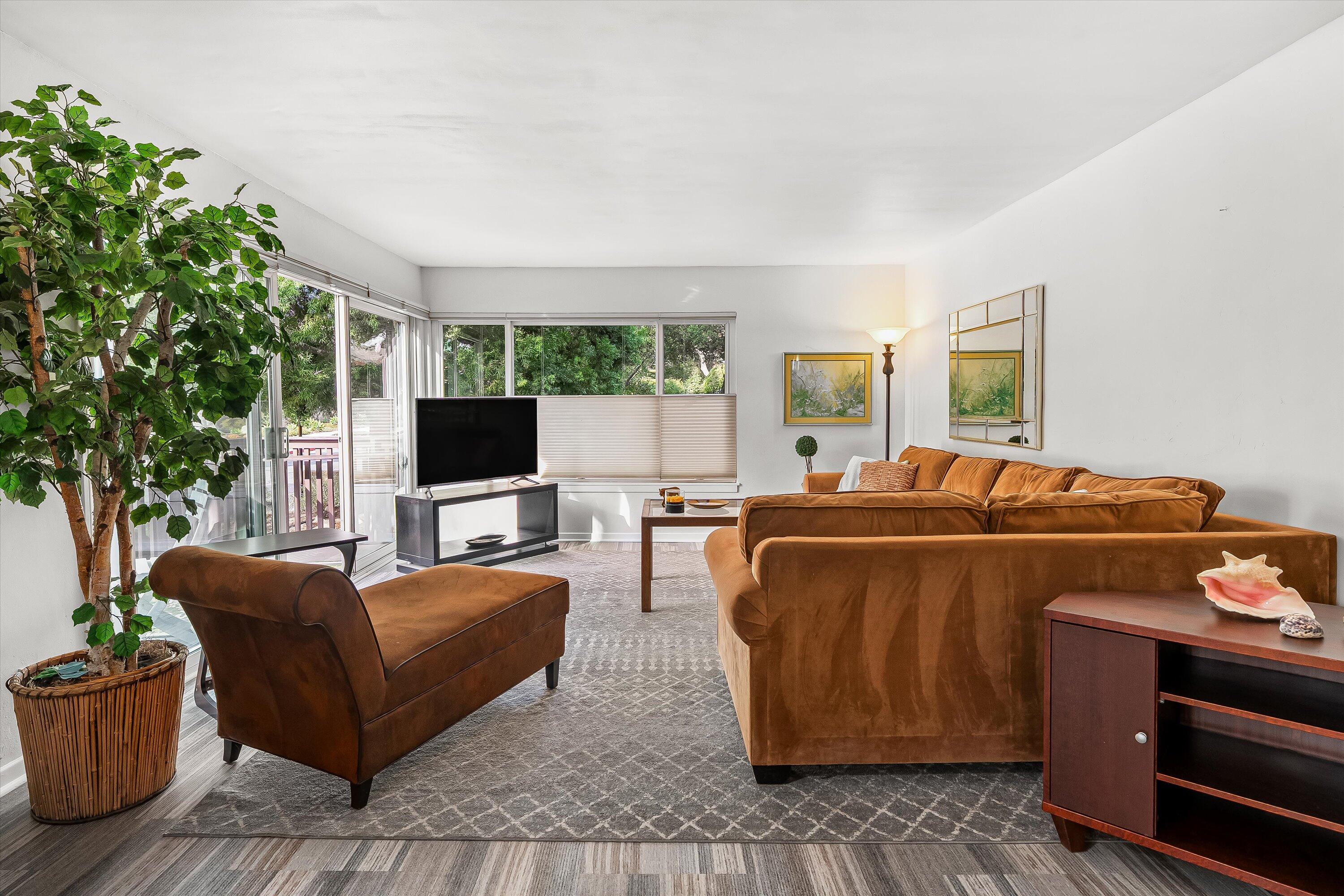 2727 Miradero Drive, 104