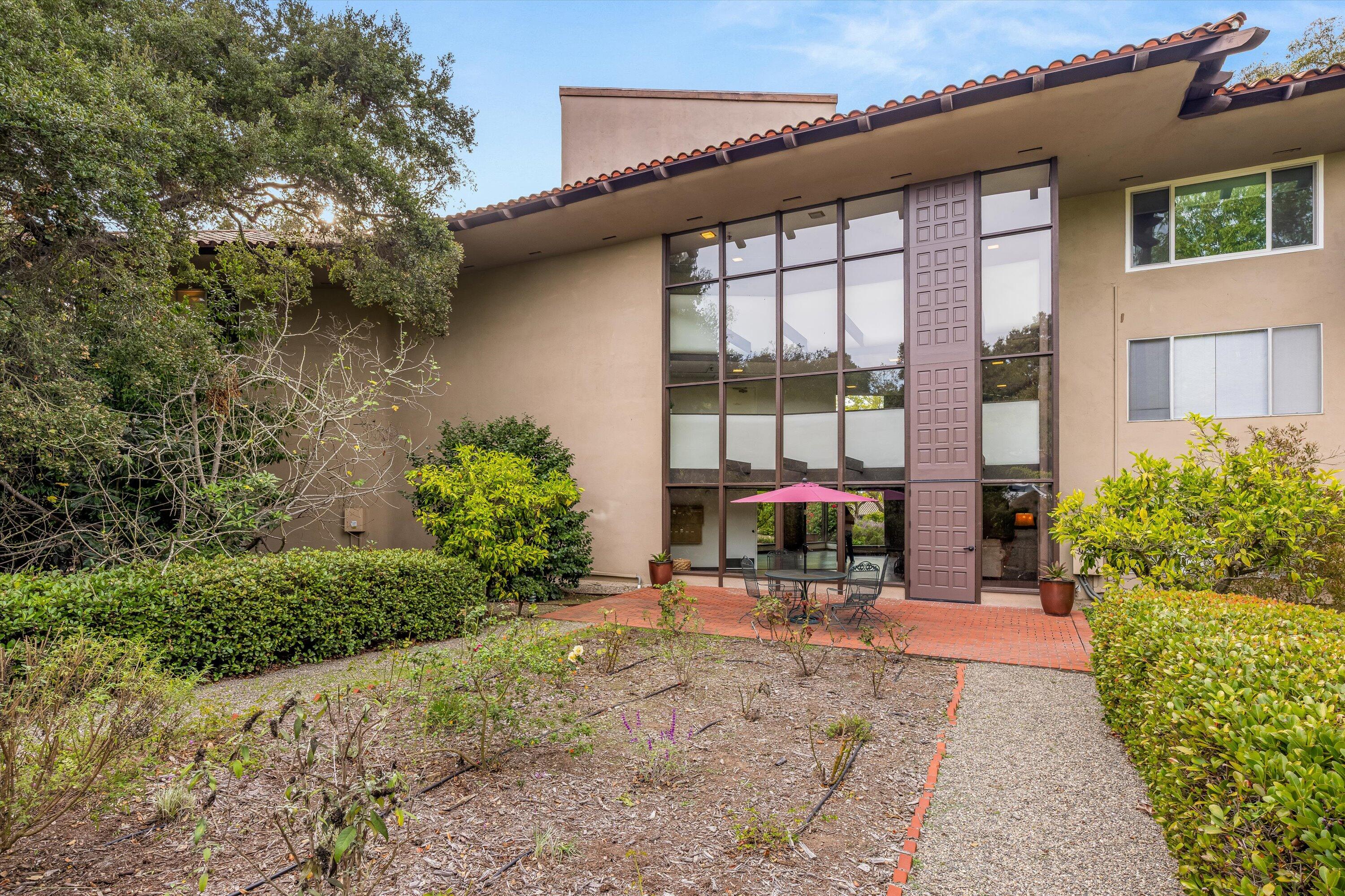 2727 Miradero Drive, 104
