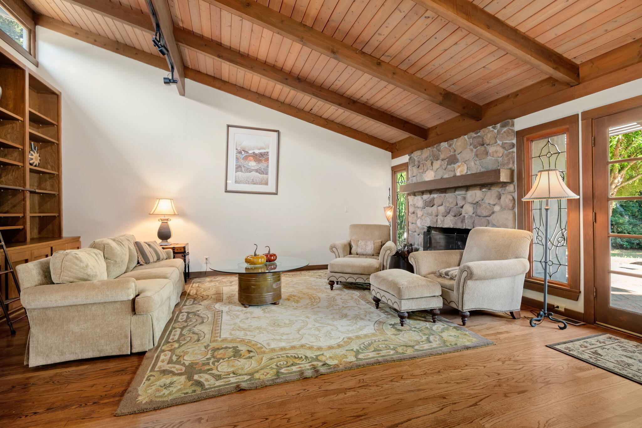 1445 School House Road