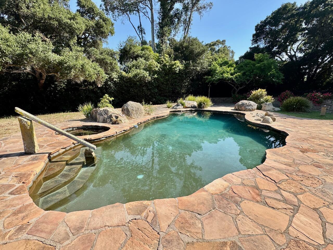 1445 School House Road