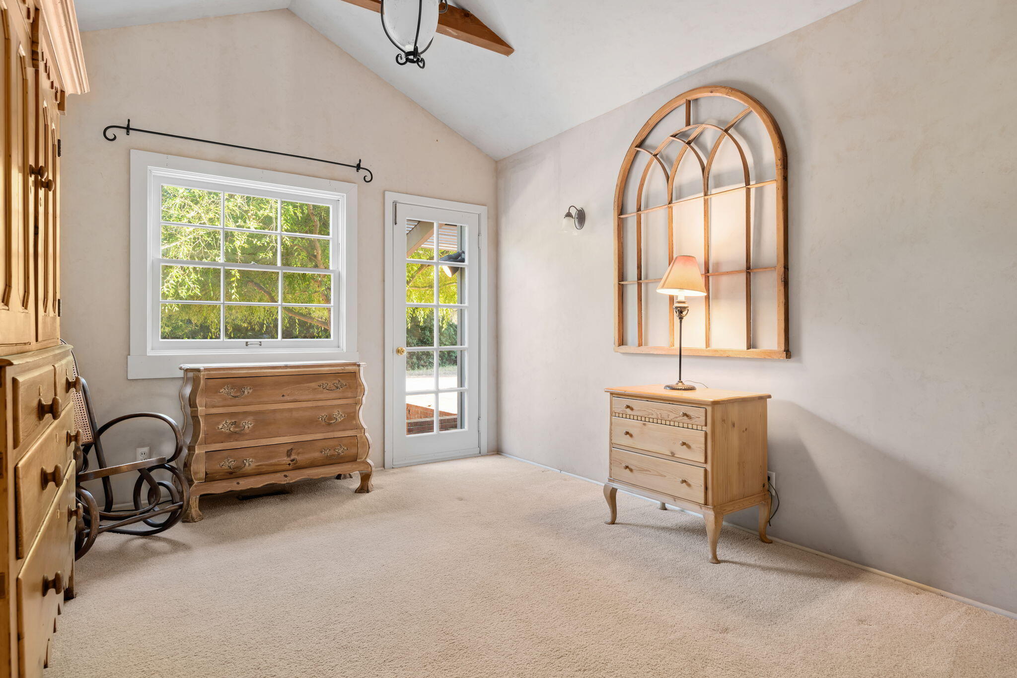 1445 School House Road