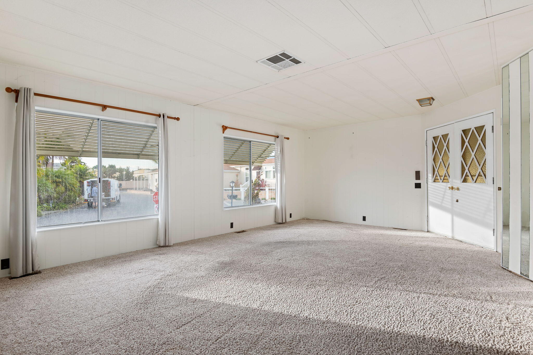 3950 Via Real, Spc 103