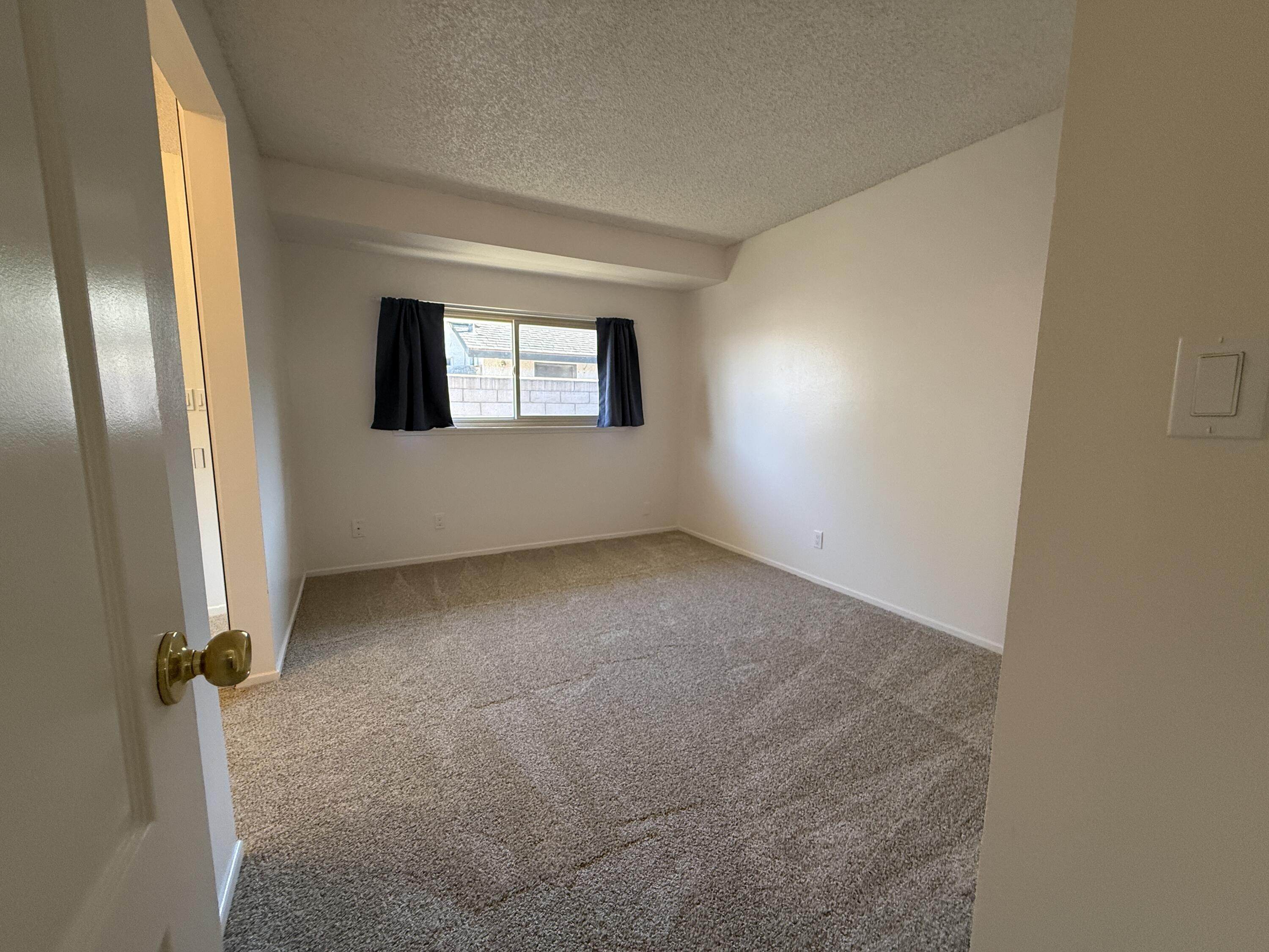 1309 W Willow Avenue