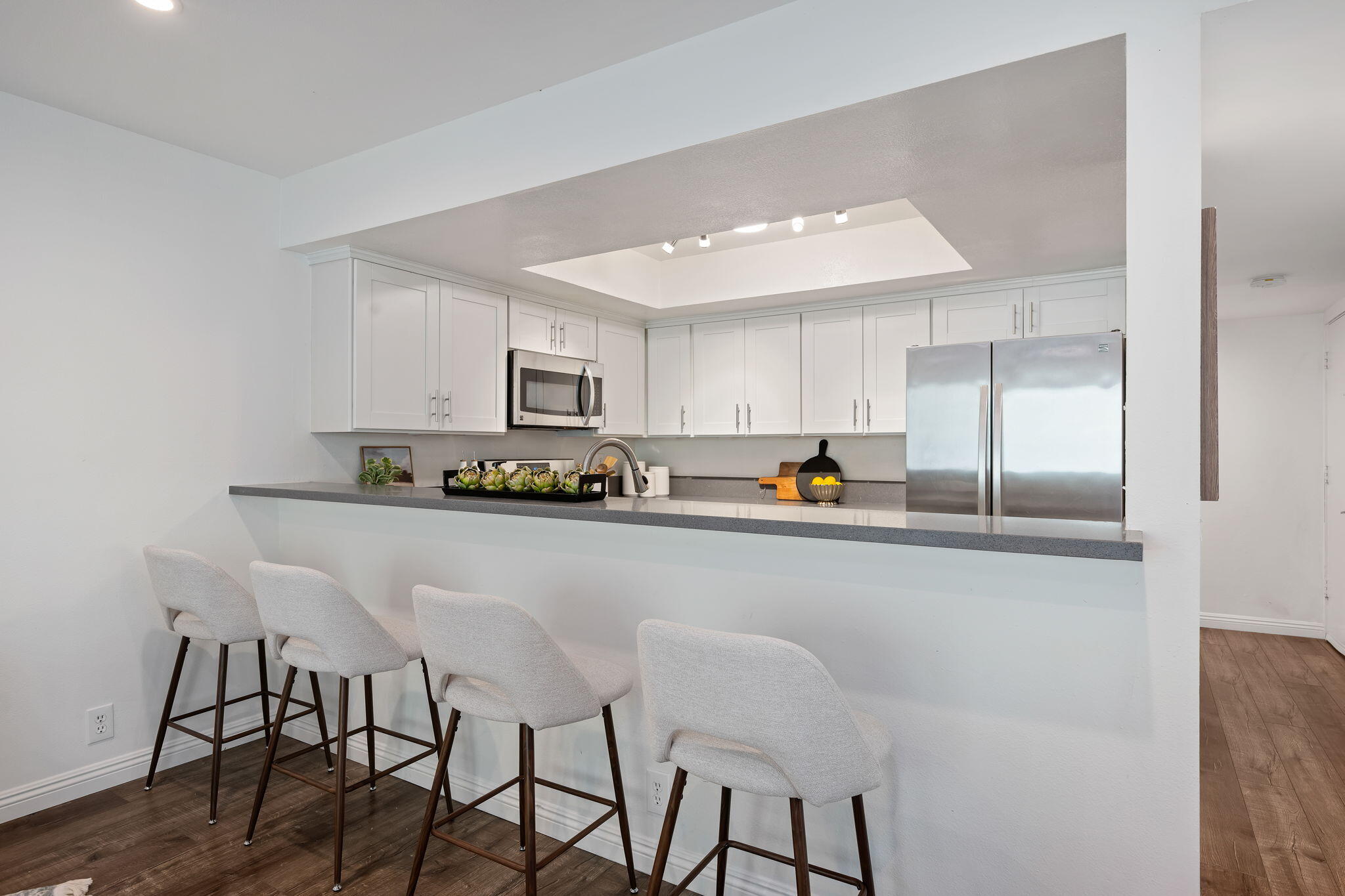 7634 Hollister Avenue 256