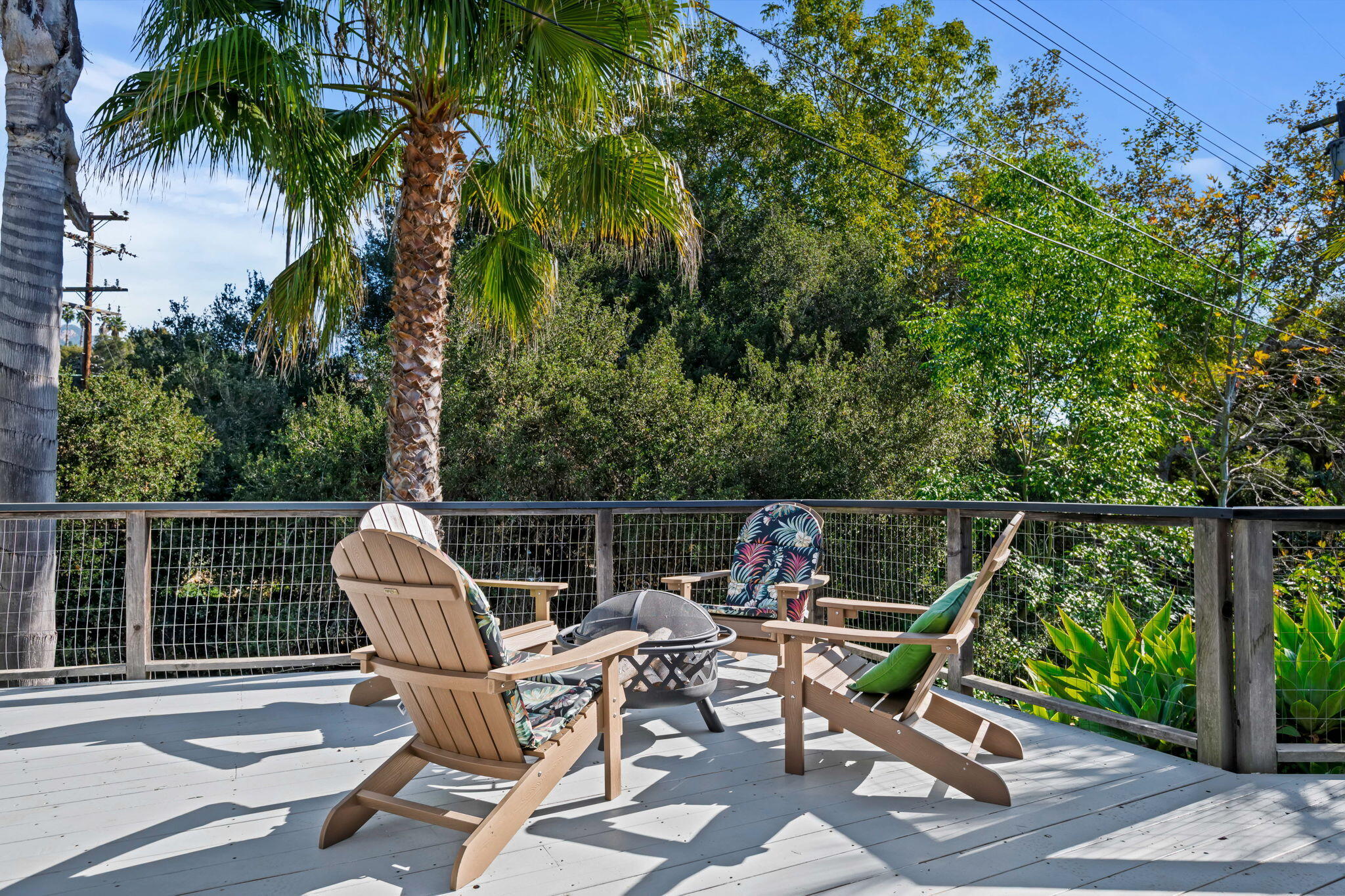 918 Crestwood Drive