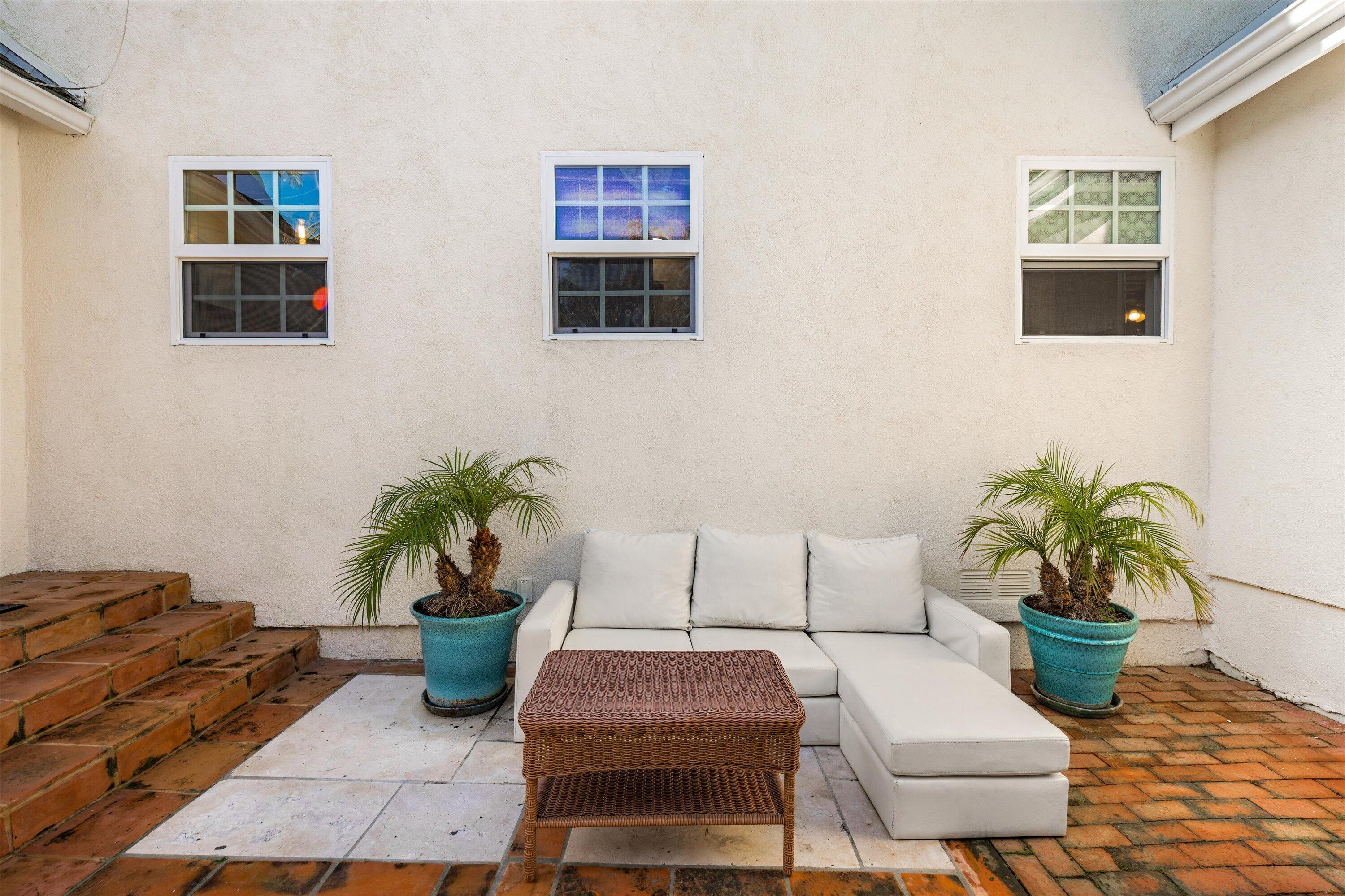 1204 San Andres Street