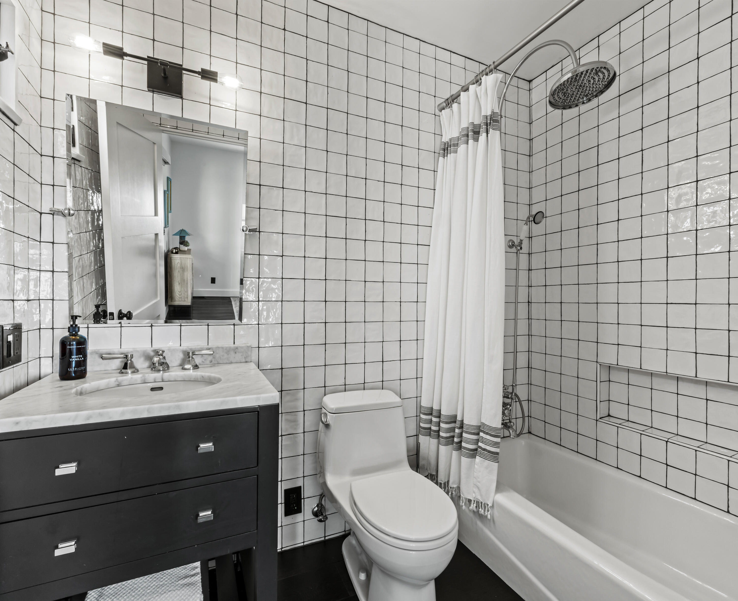 1226 Alameda Padre Serra