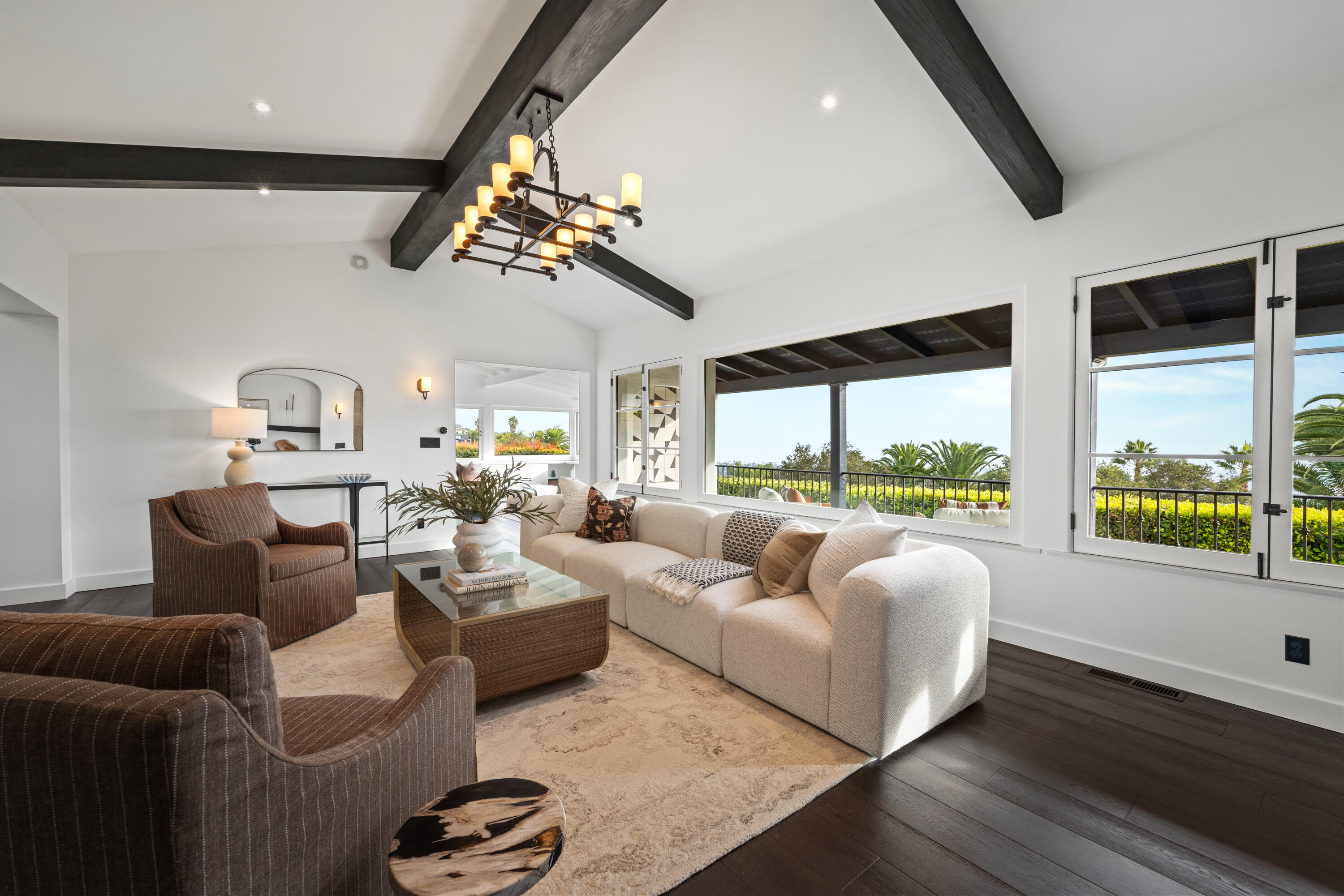 1226 Alameda Padre Serra