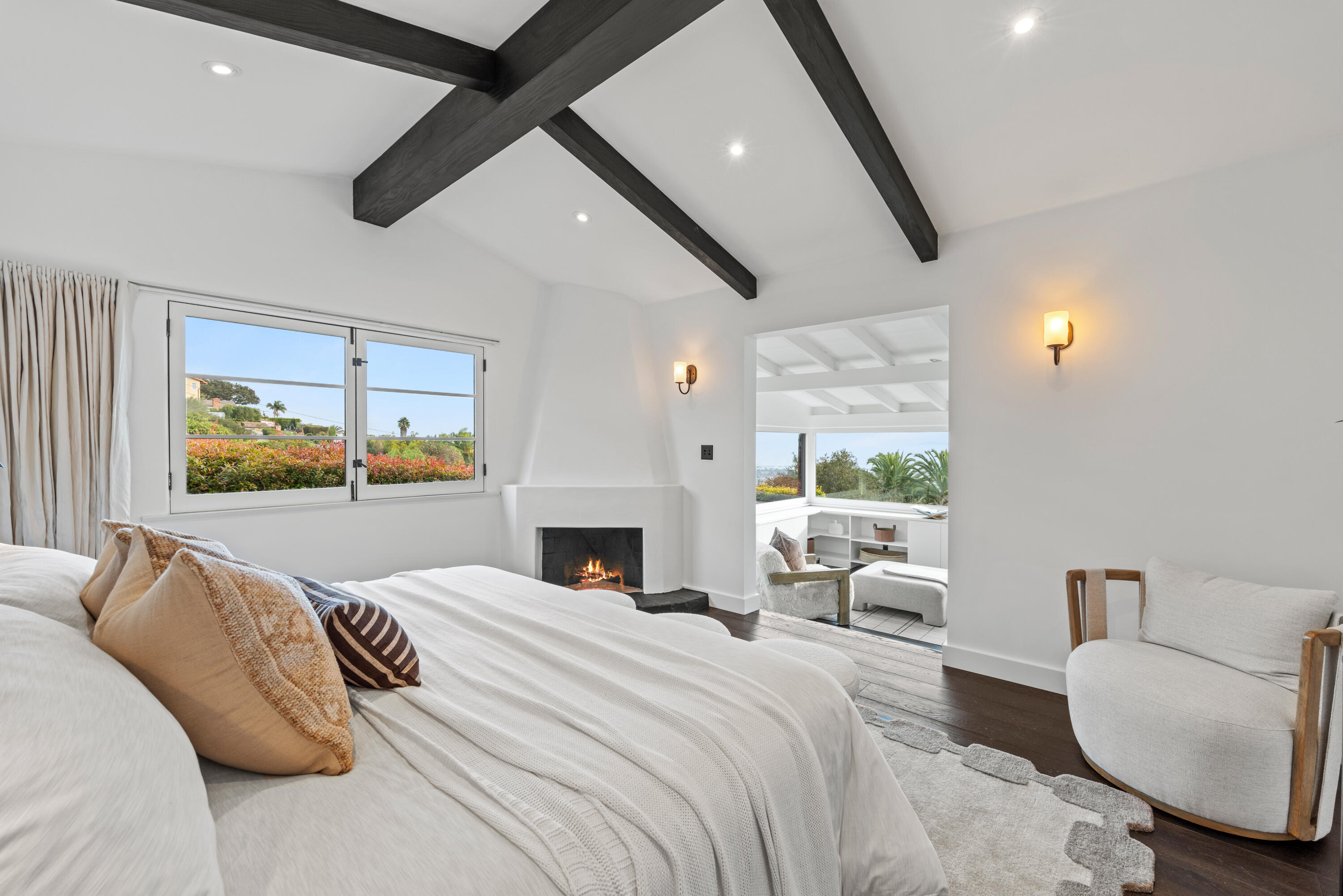 1226 Alameda Padre Serra