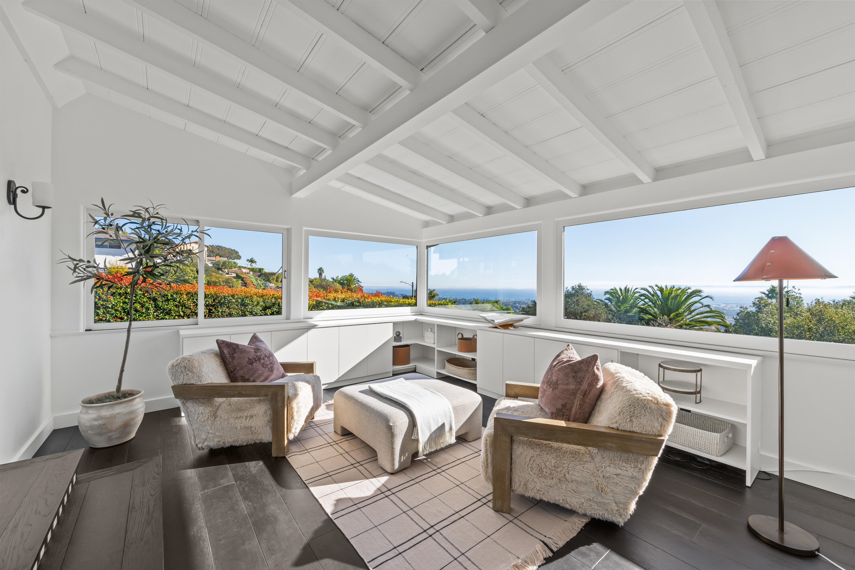 1226 Alameda Padre Serra