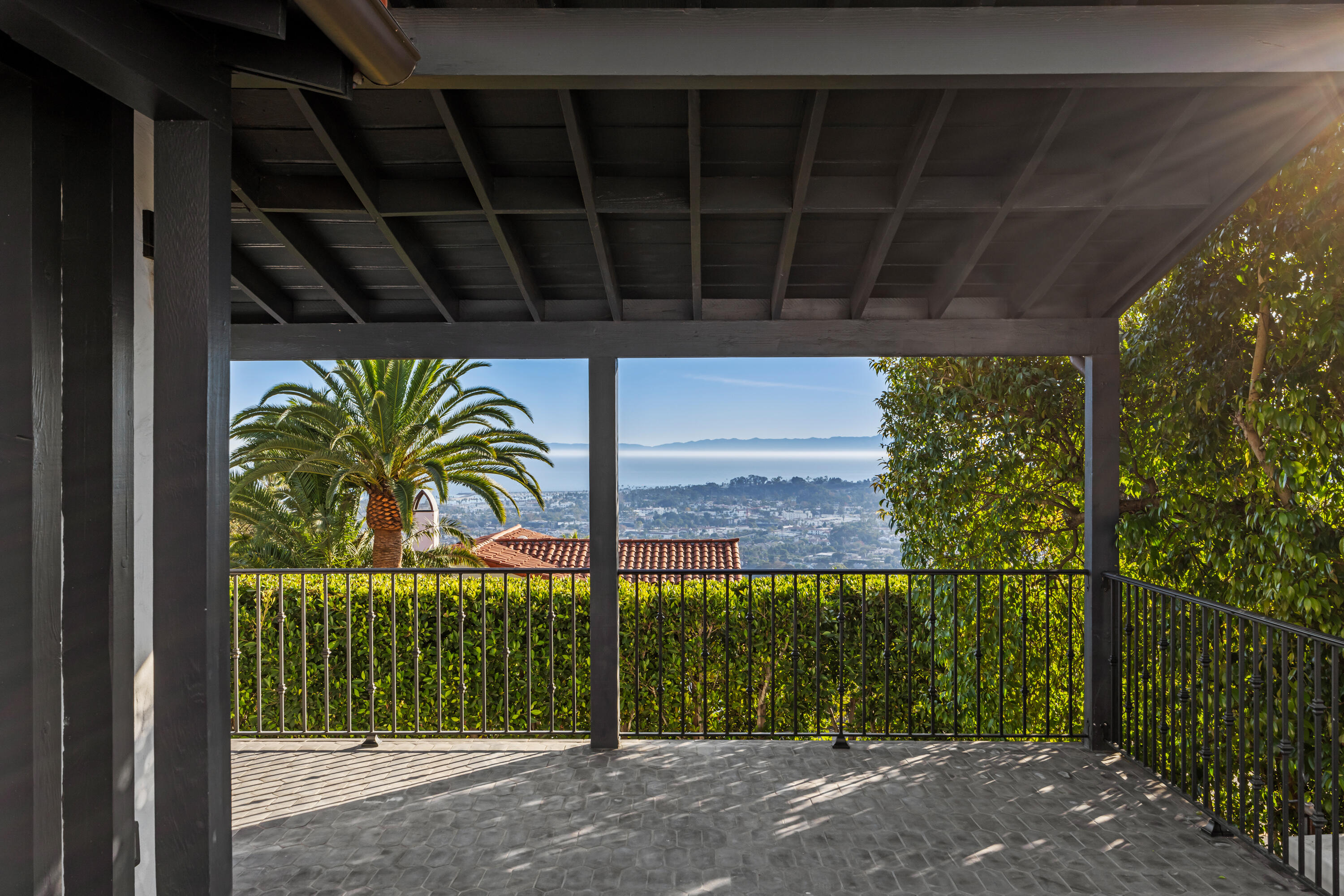 1226 Alameda Padre Serra