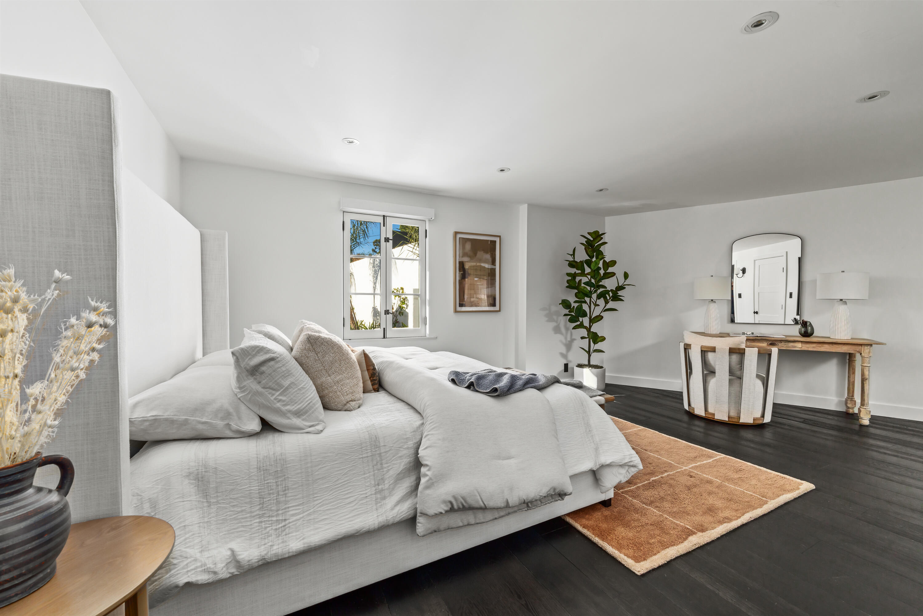 1226 Alameda Padre Serra