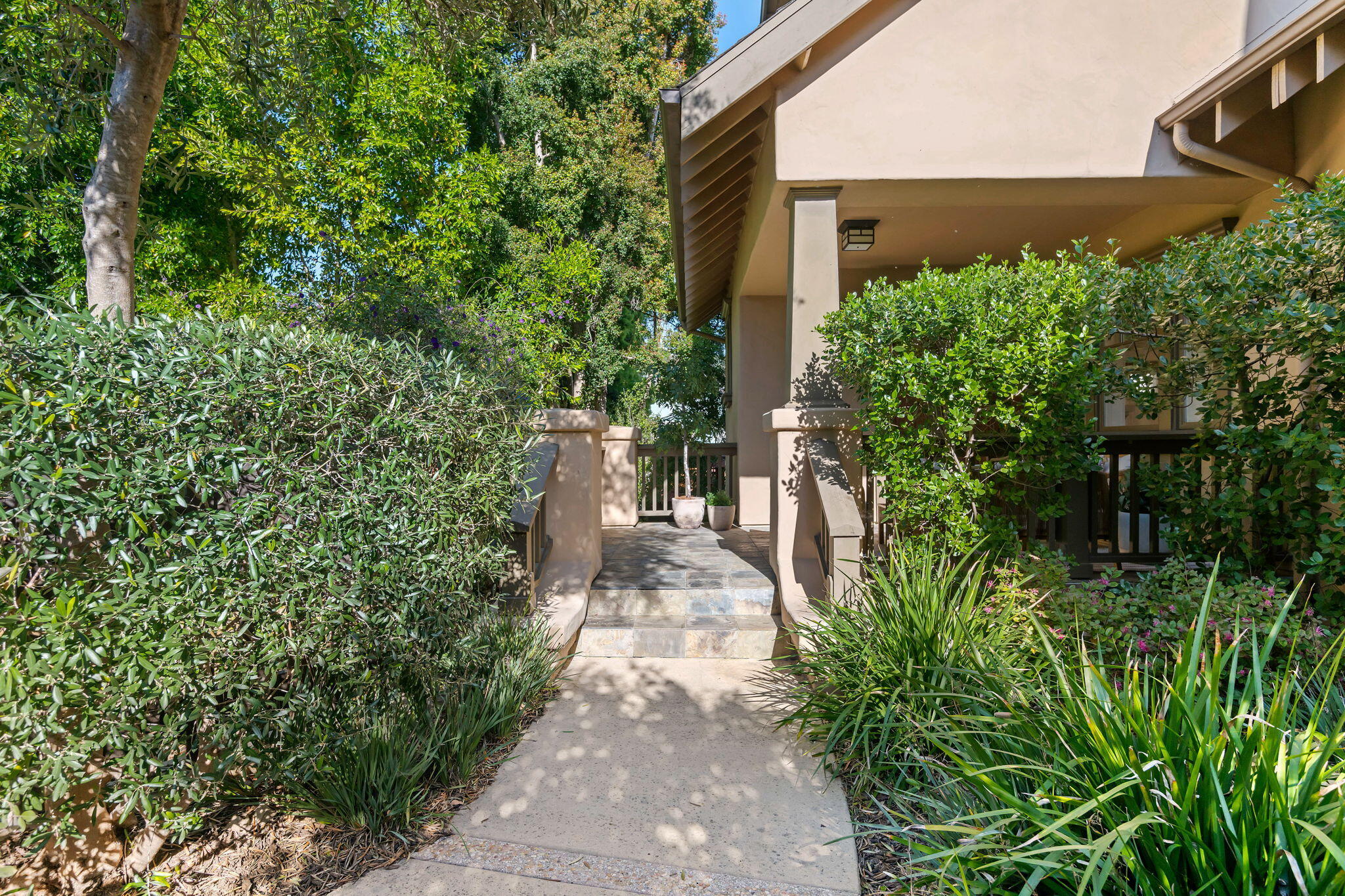 1428 Laguna Street B