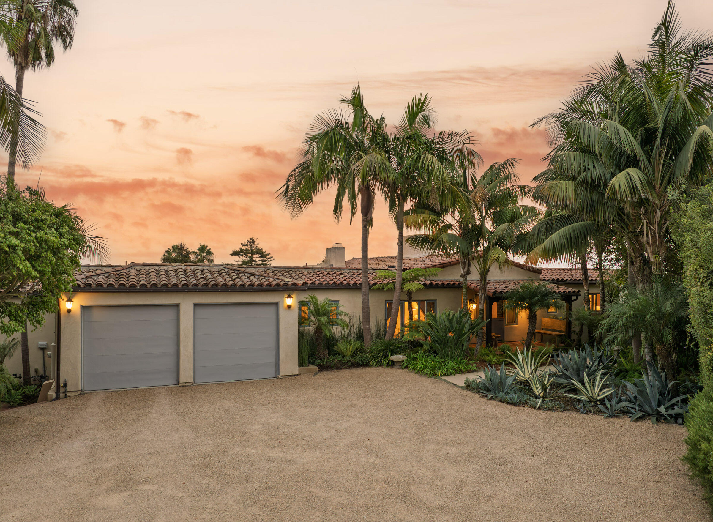 11 Pueblo Vista Road